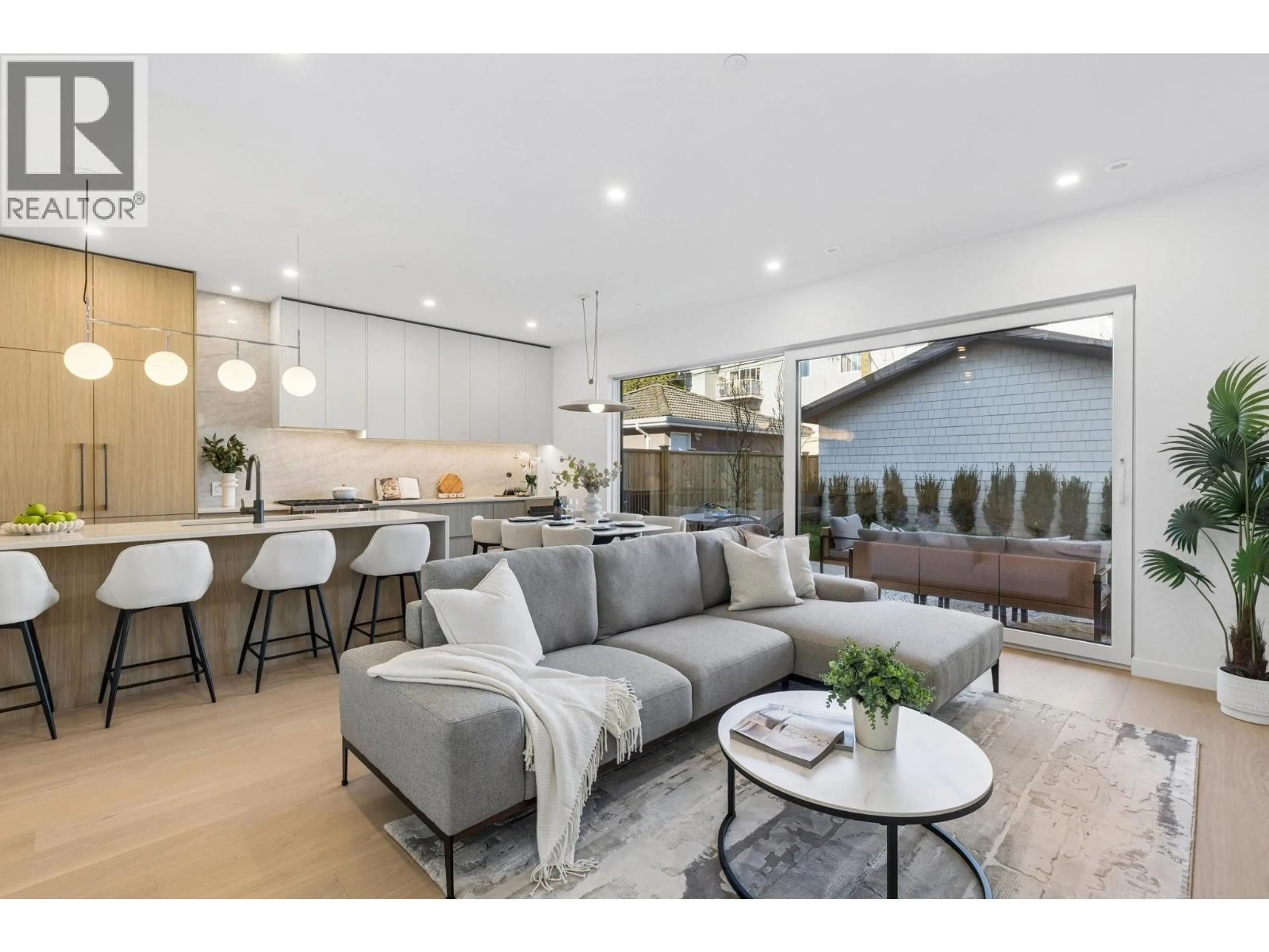 Unknown for 2 - 6040 LARCH STREET, Vancouver British Columbia V6M4E4