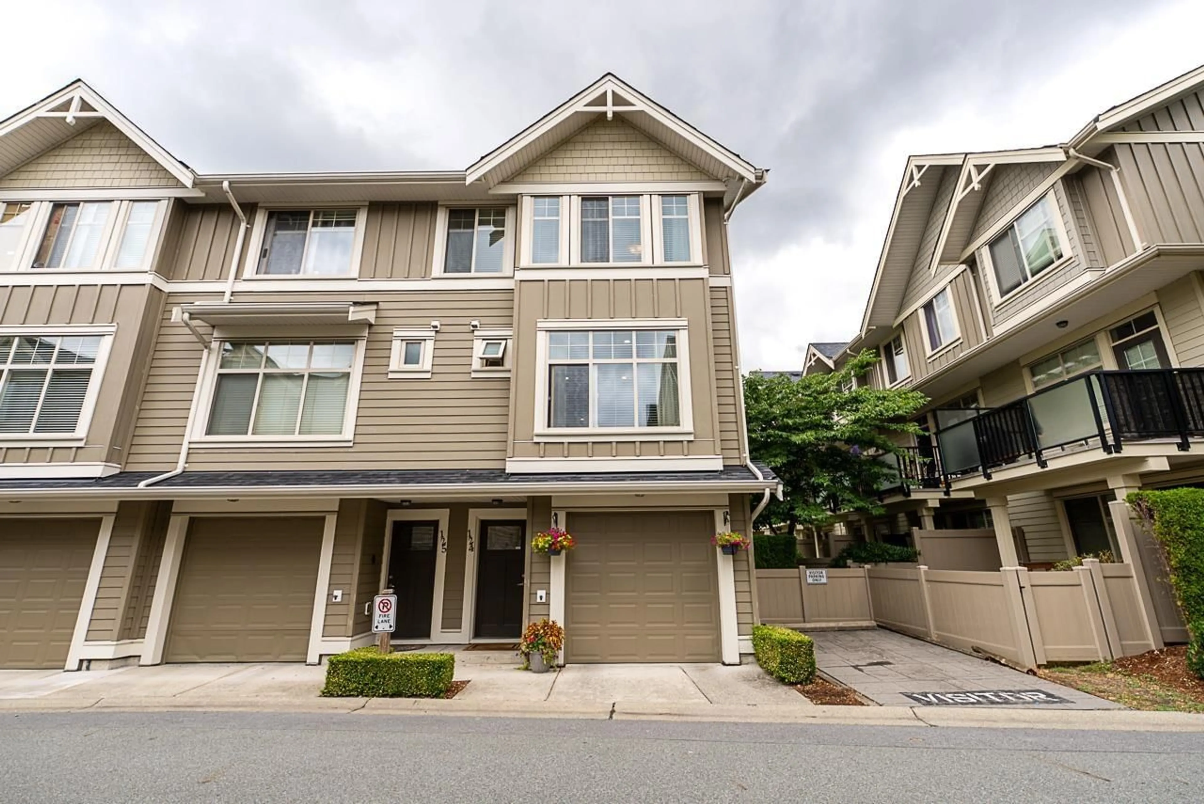 Unknown for 124 - 19525 73 AVENUE, Surrey British Columbia V4N6L7