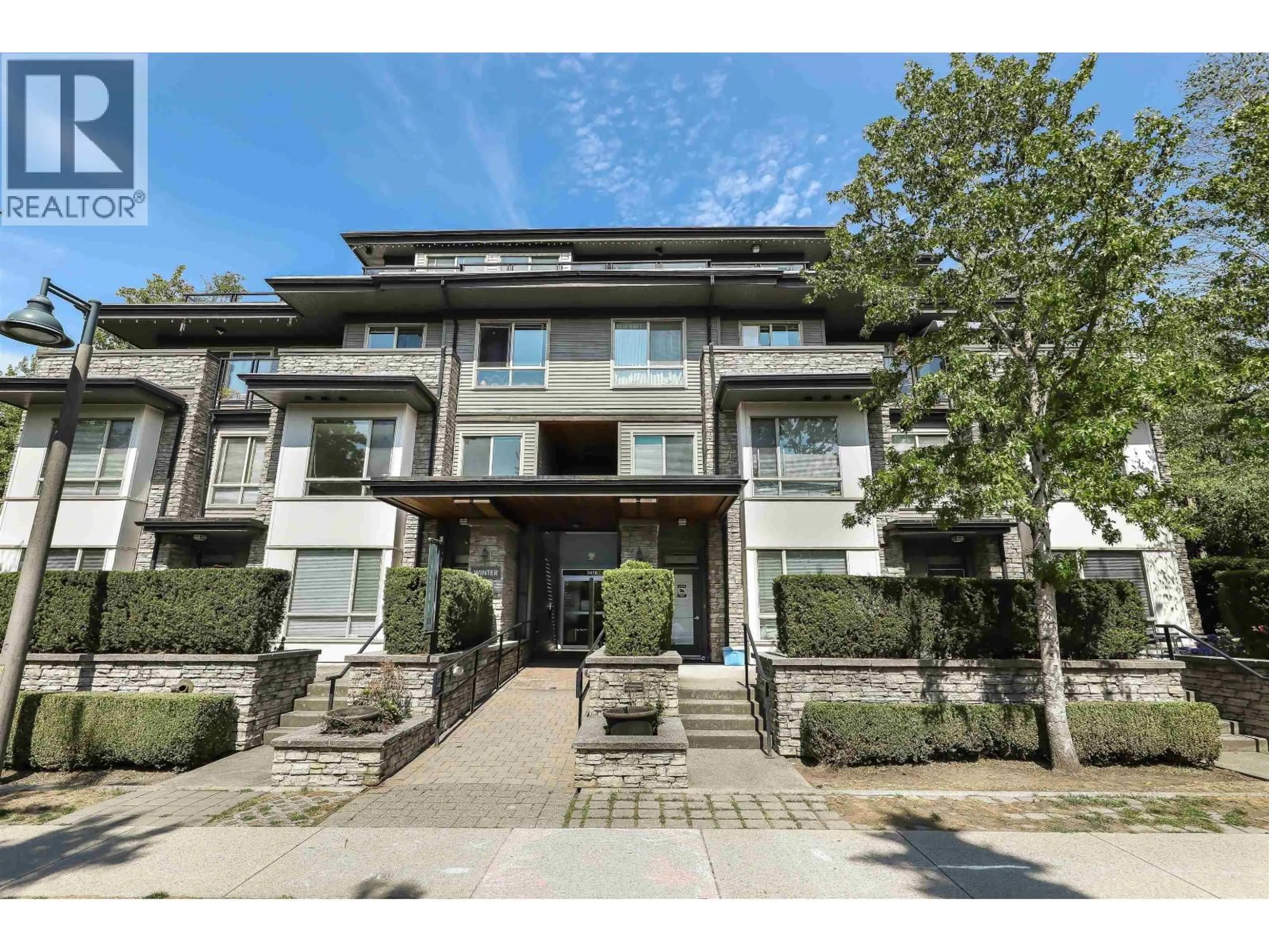 Unknown for 304 - 7478 BYRNEPARK WALK, Burnaby British Columbia V3N0B5