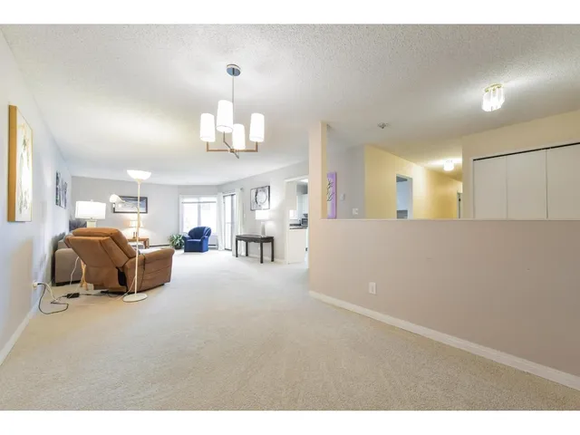 305 - 1521 BLACKWOOD STREET, White Rock 5