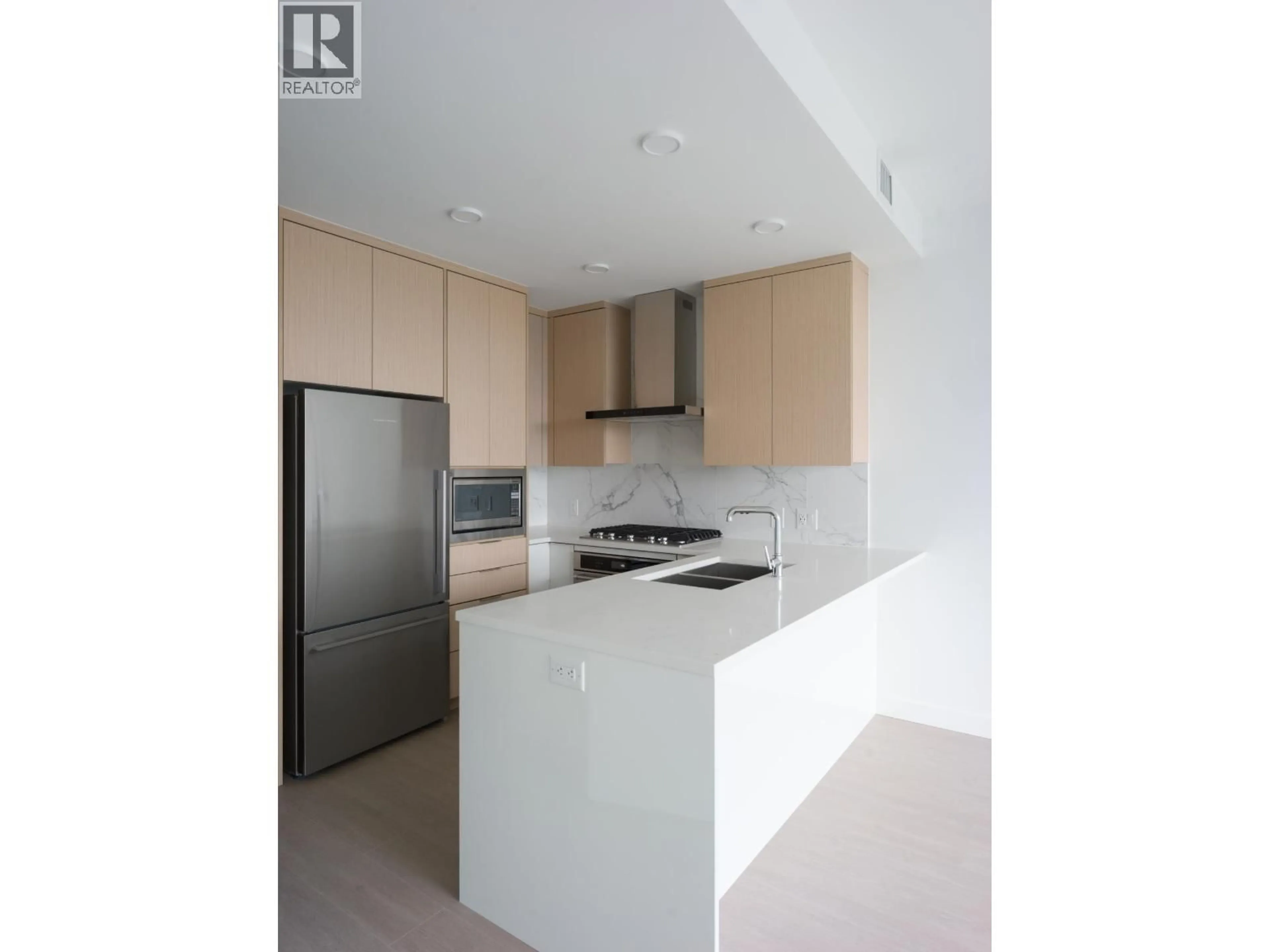 Standard kitchen, unknown for 2104 - 699 WHITING WAY, Coquitlam British Columbia V3J0N7