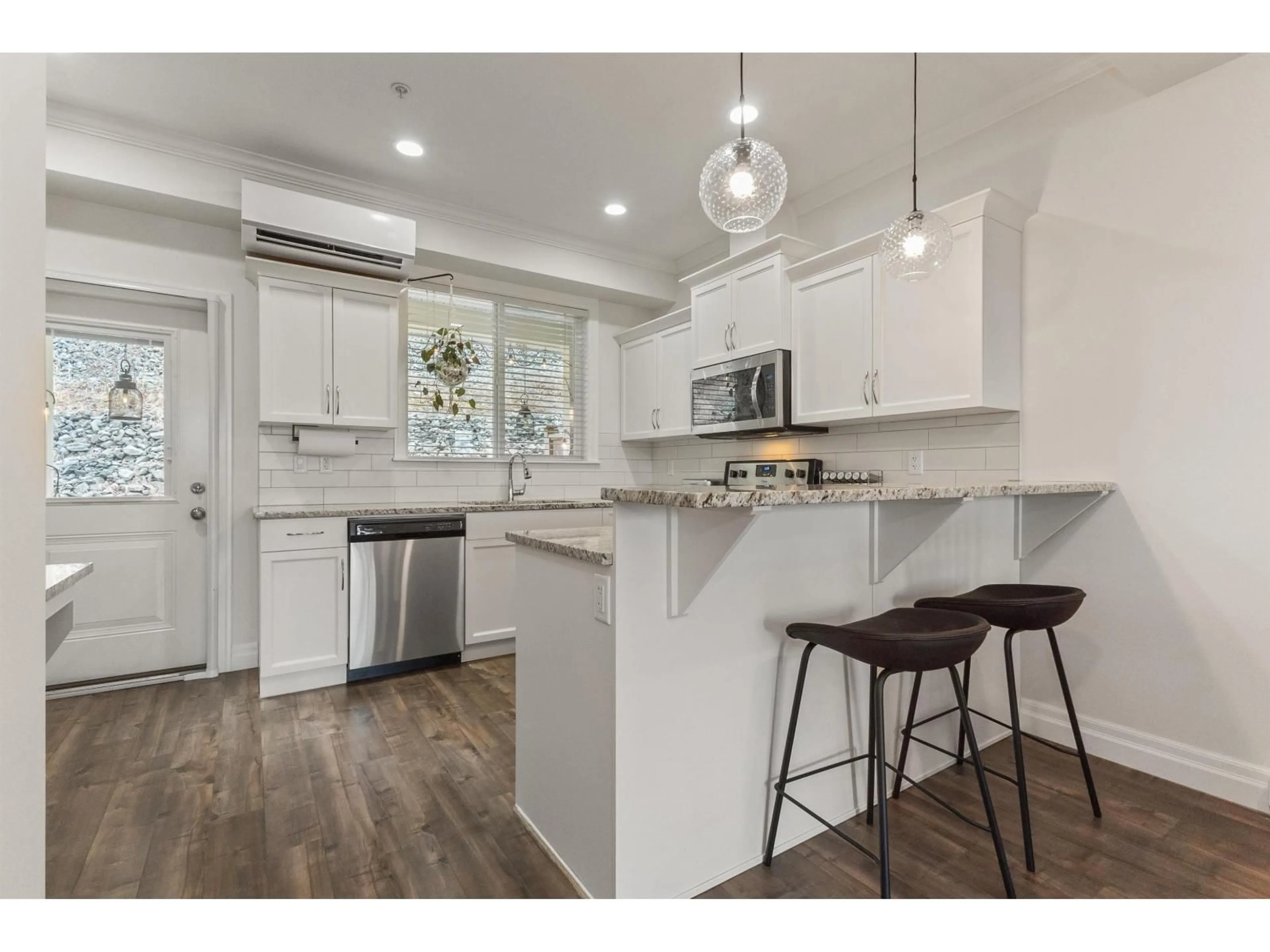 Open concept kitchen, unknown for 70 - 6026 LINDEMAN STREET, Chilliwack British Columbia V2R0W1