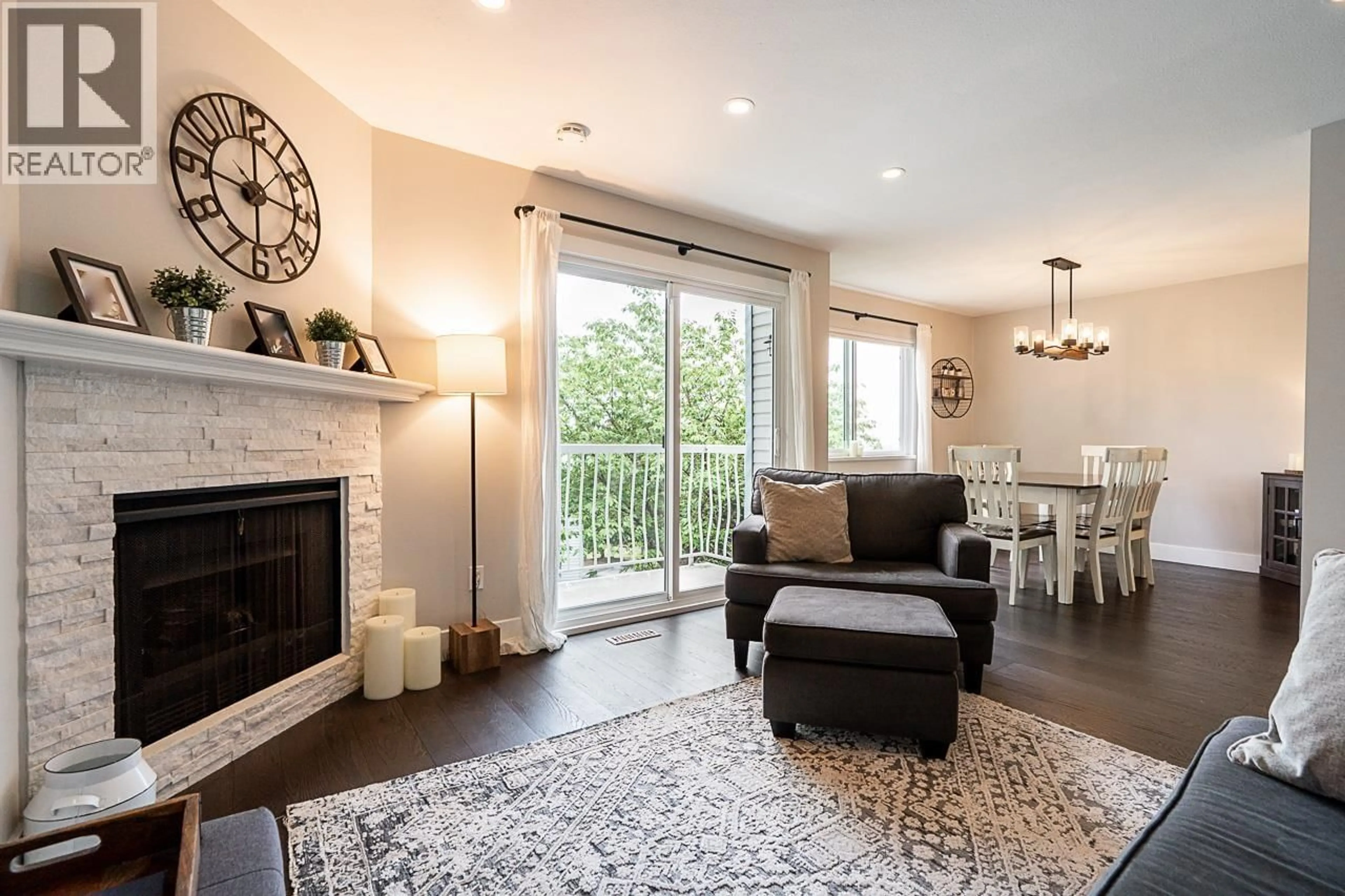 Living room with furniture, unknown for 23 - 1355 CITADEL DRIVE, Port Coquitlam British Columbia V3C5X6