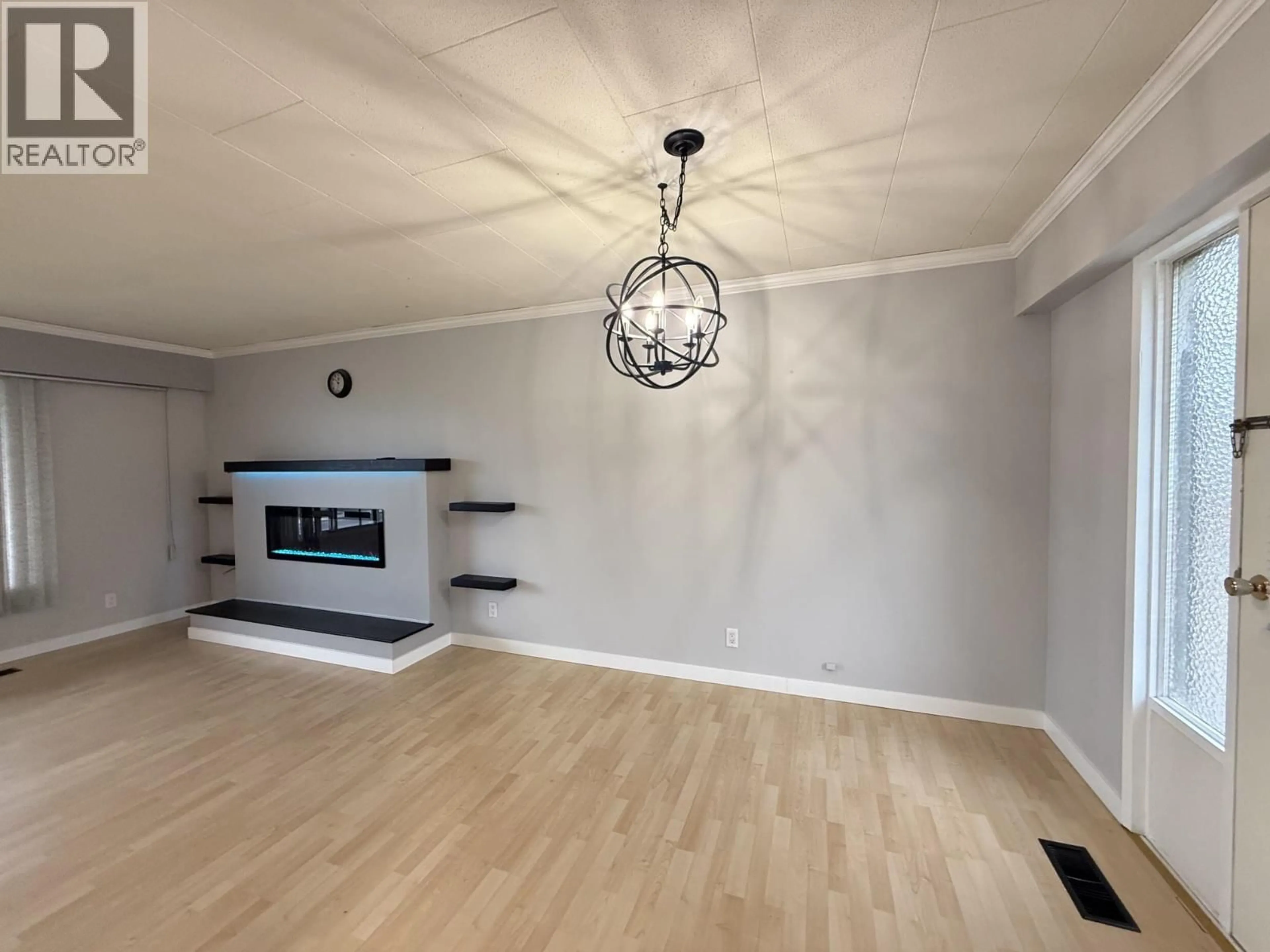 A pic of a room for 398 WESTERN AVENUE, Williams Lake British Columbia V2G2H7