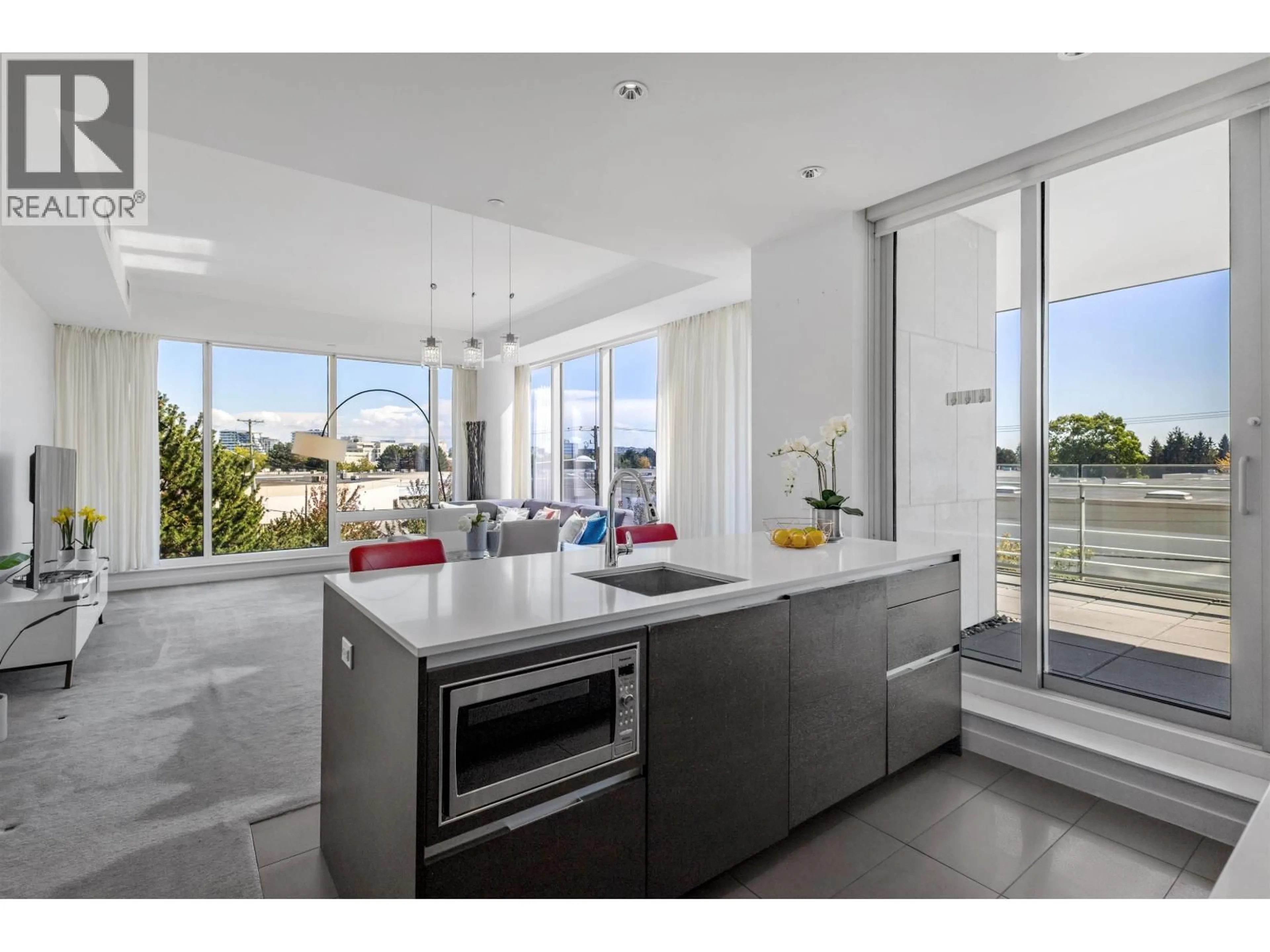 Contemporary kitchen, unknown for 306 - 5177 BRIGHOUSE WAY, Richmond British Columbia V7C0A7