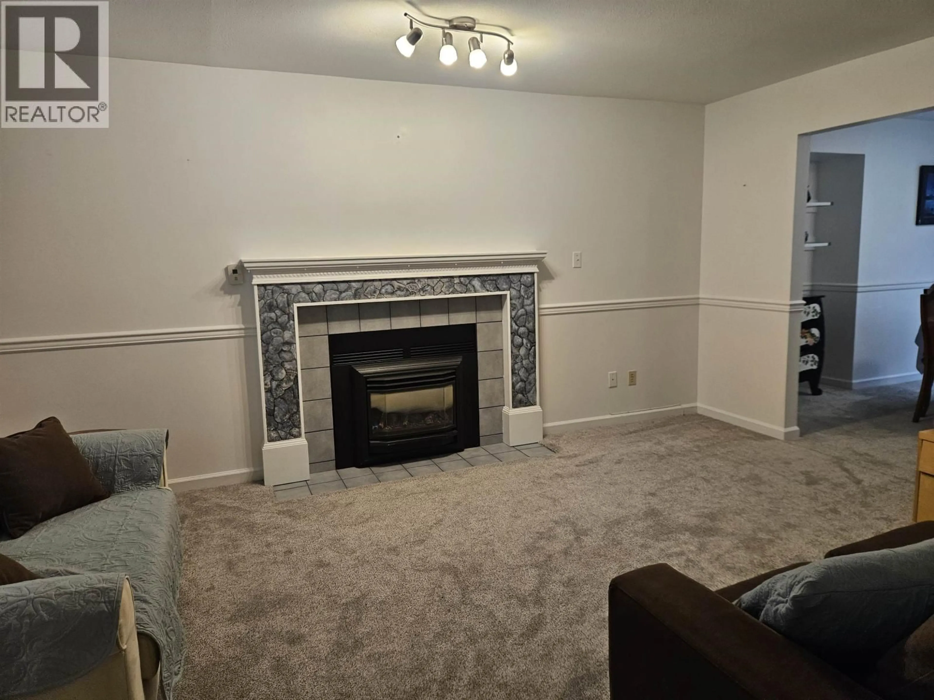 Living room with furniture, unknown for 11976 MEADOWLARK DRIVE, Maple Ridge British Columbia V2X9L9