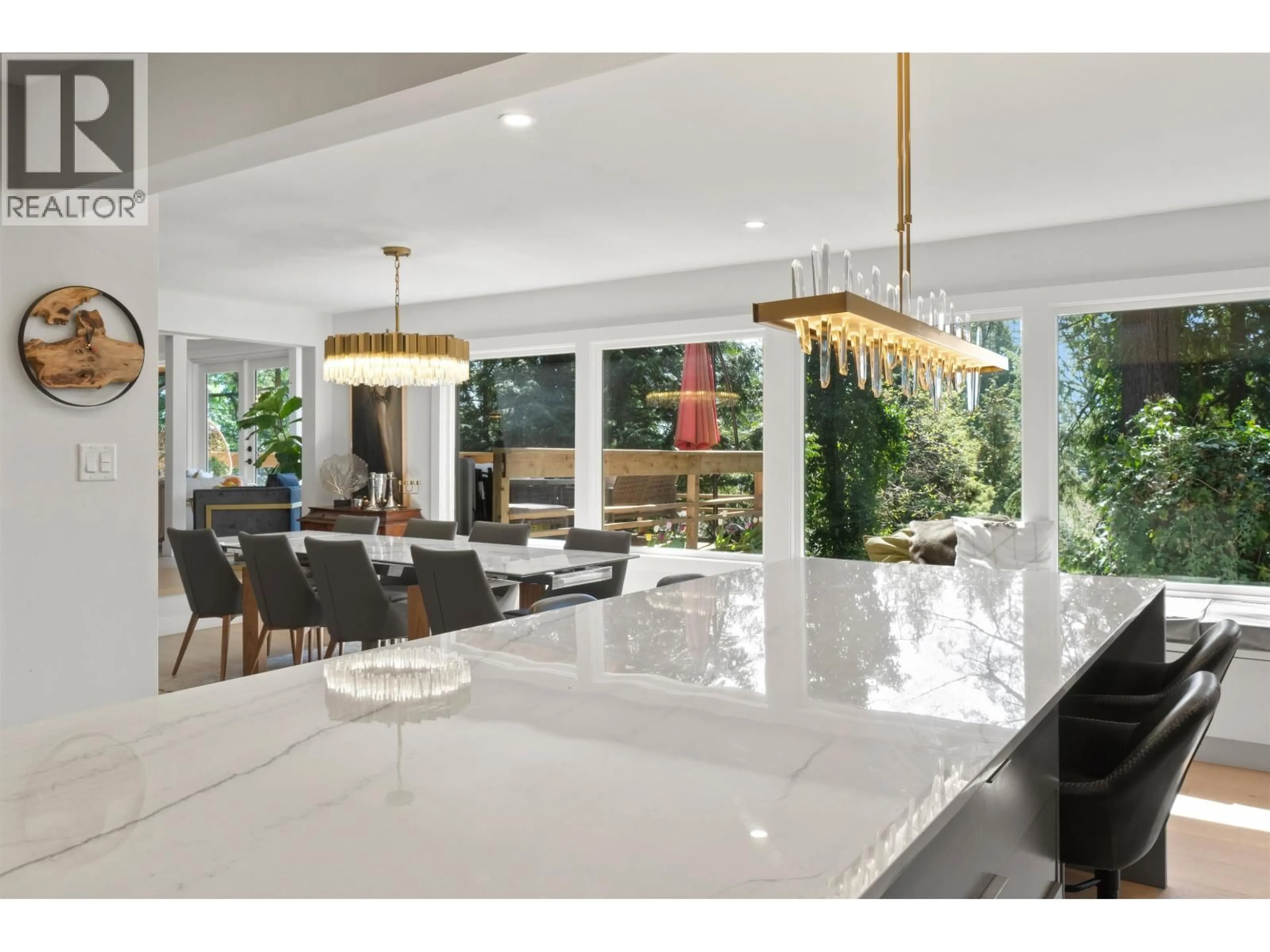 Open concept kitchen, ceramic/tile floor for 615 KINGS ROAD, North Vancouver British Columbia V7N1J4