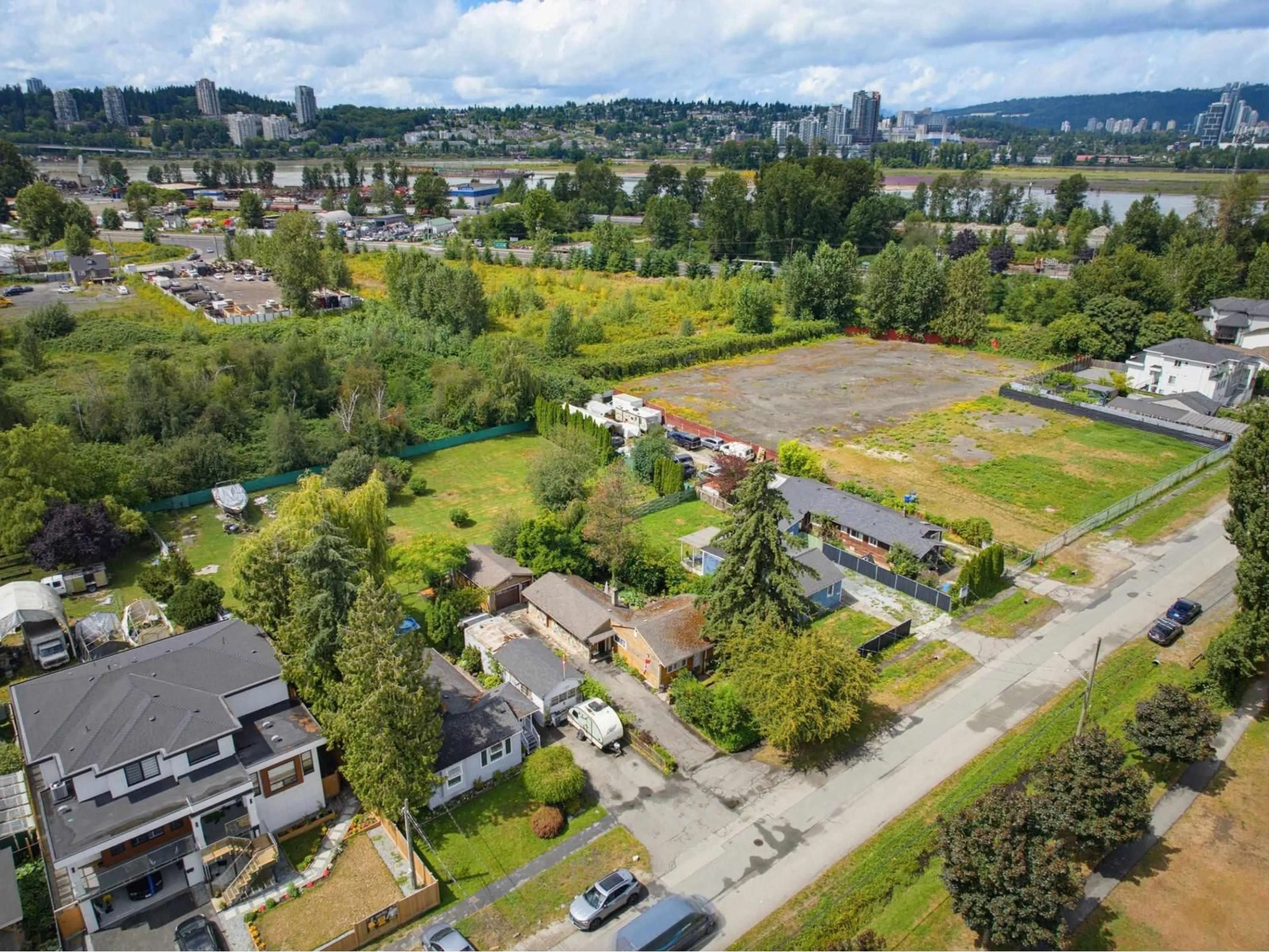 A pic from outside/outdoor area/front of a property/back of a property/a pic from drone, unknown for 11447 125A STREET, Surrey British Columbia V3V5A6