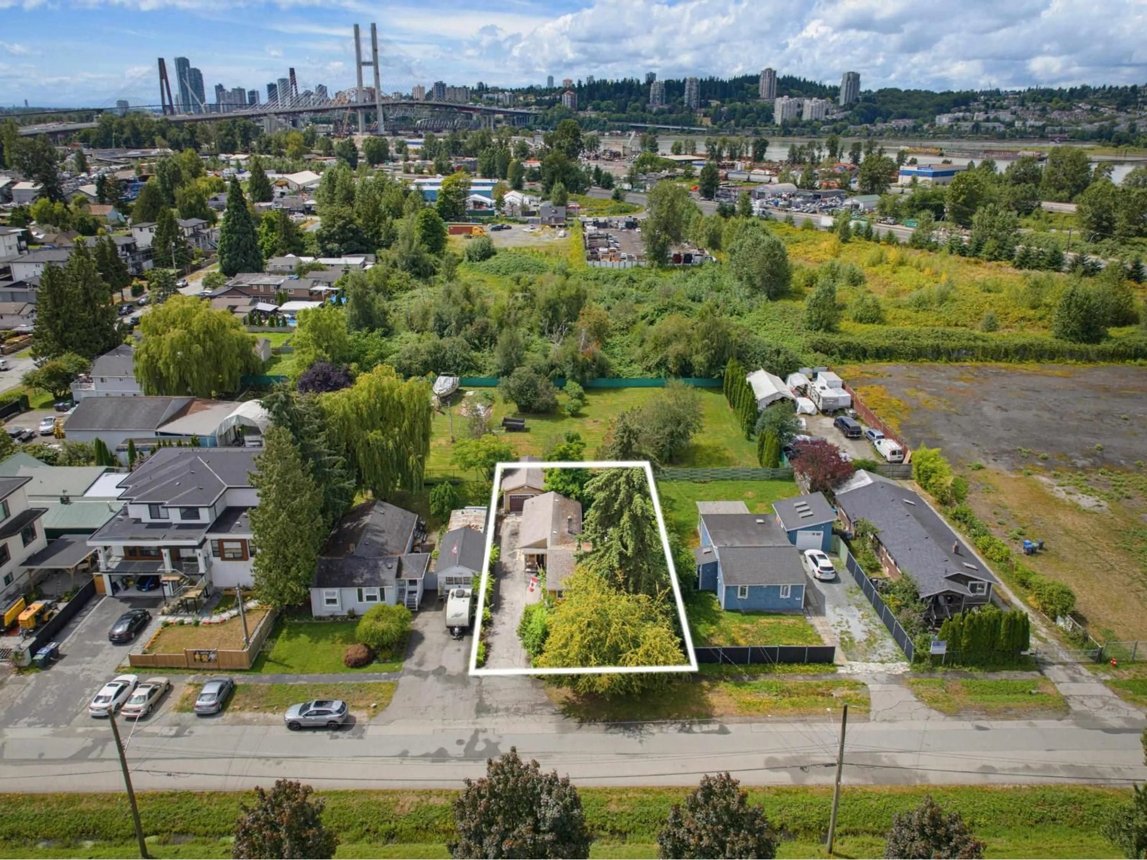 A pic from outside/outdoor area/front of a property/back of a property/a pic from drone, unknown for 11447 125A STREET, Surrey British Columbia V3V5A6