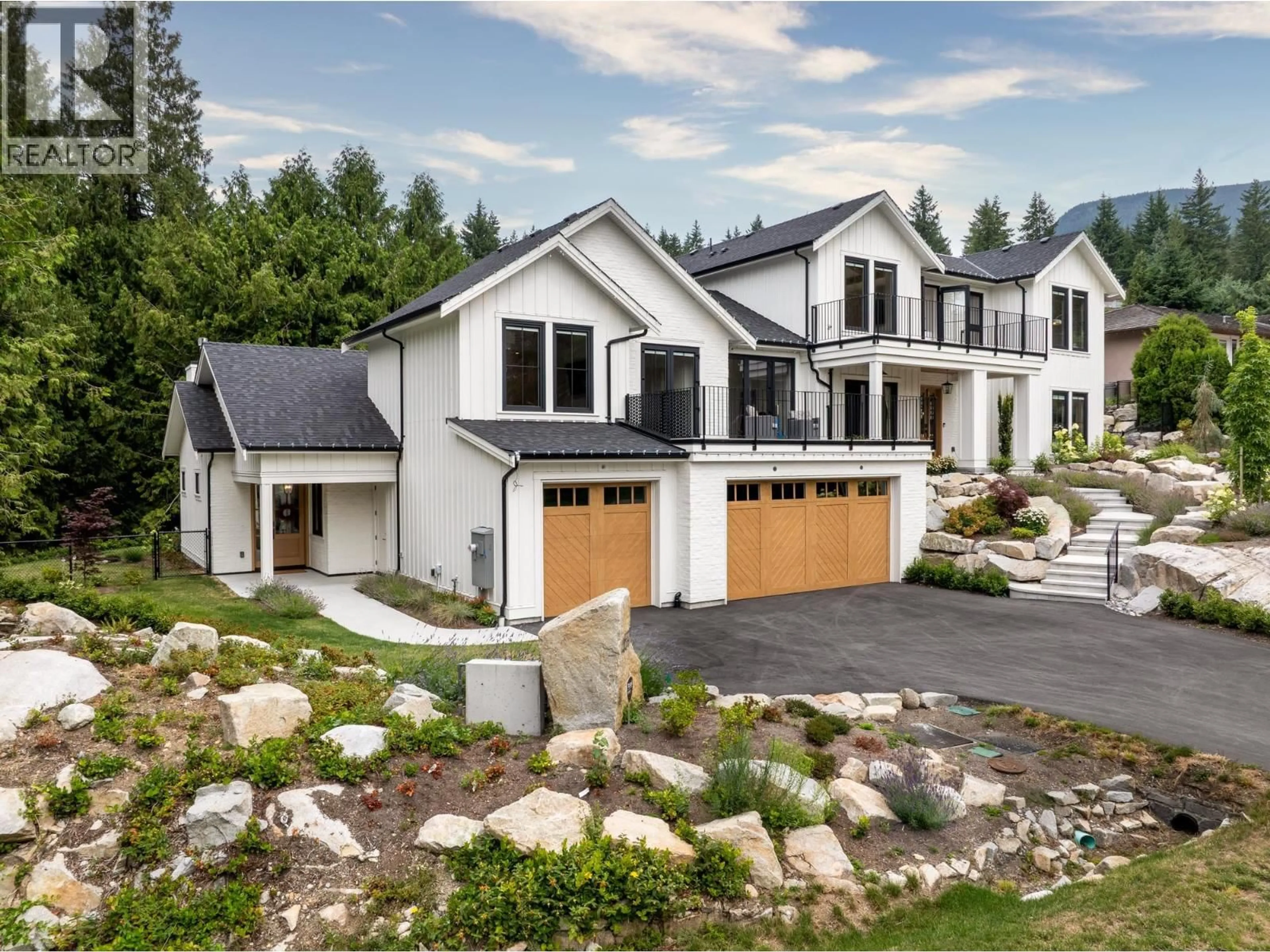 Unknown for 4597 WOODGREEN DRIVE, West Vancouver British Columbia V7S2V3