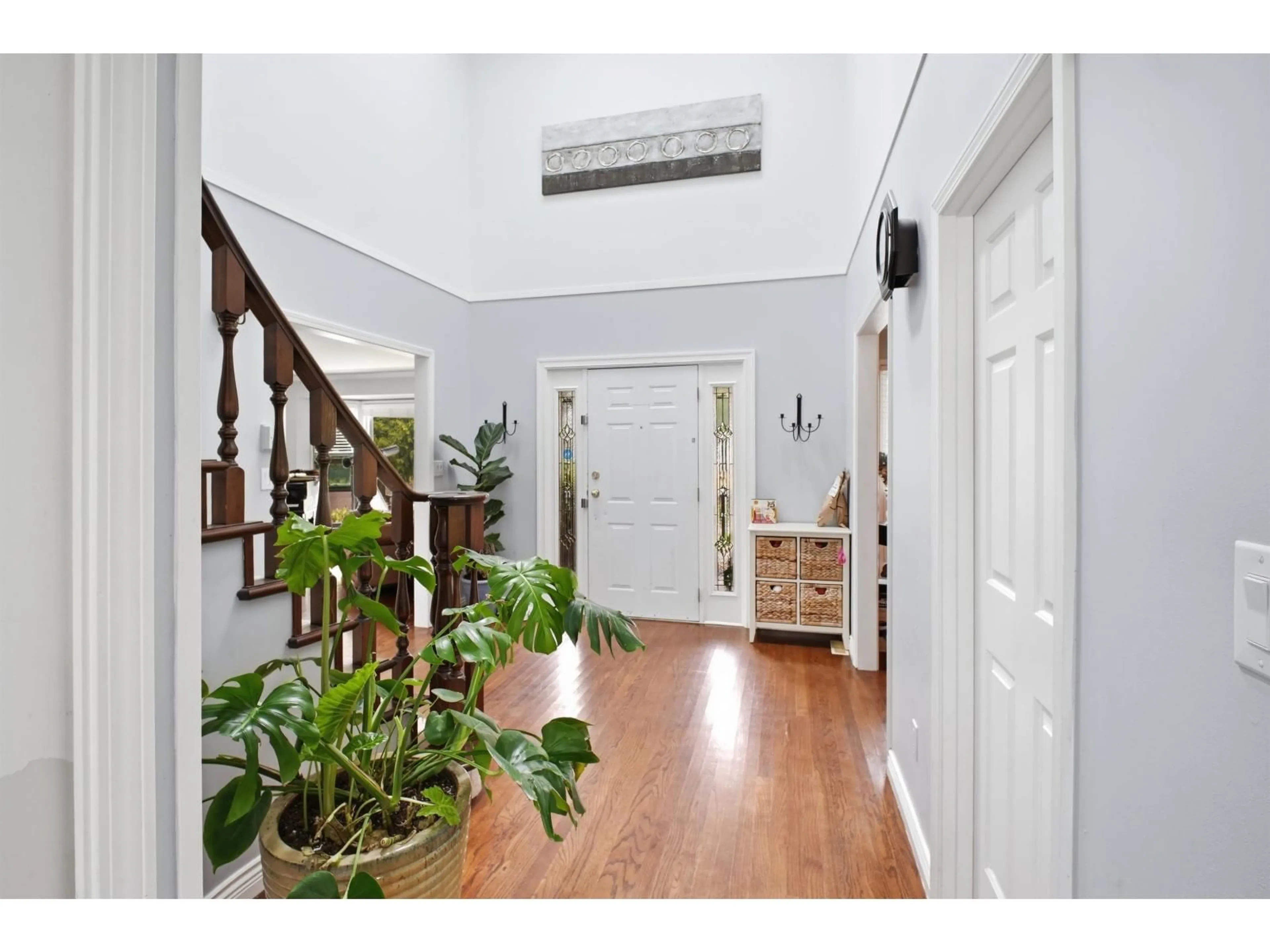 Indoor entryway for 23788 72 AVENUE, Langley British Columbia V1M3K9