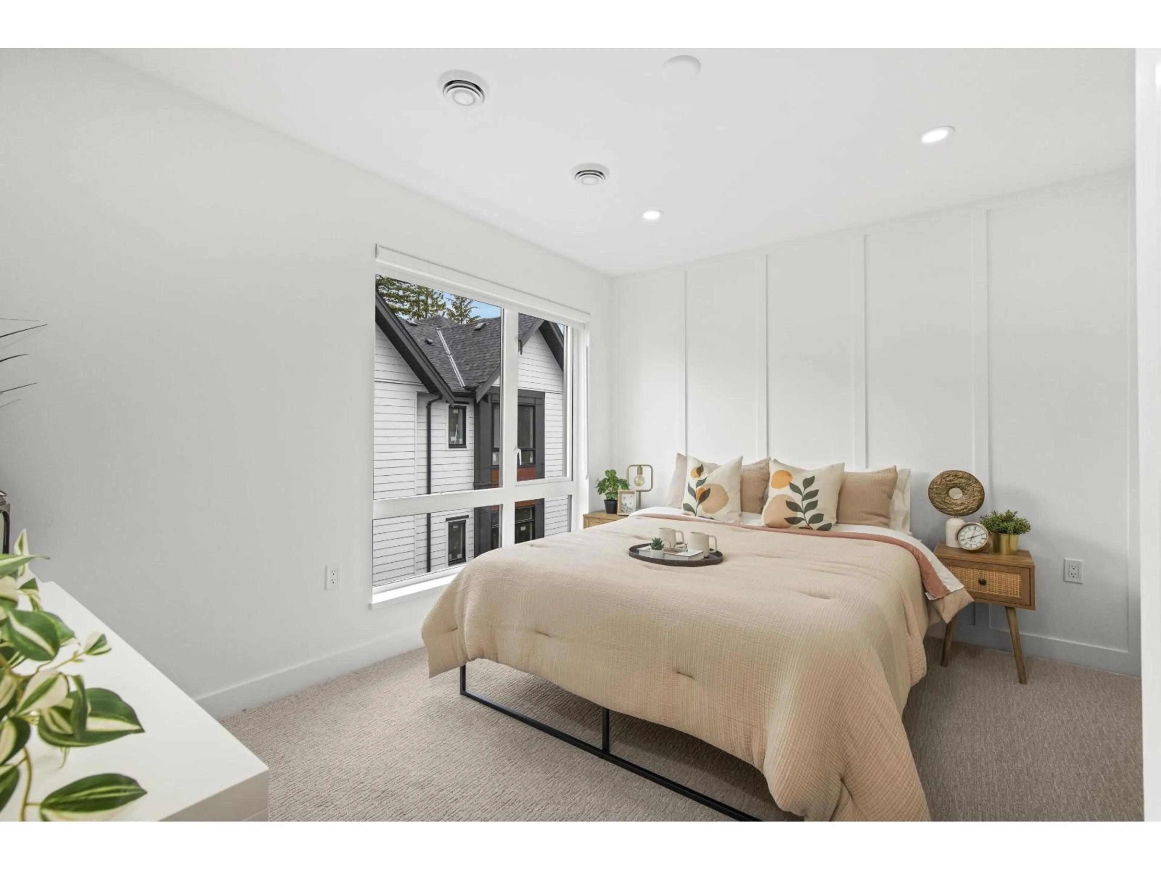 A pic of a room for 16 - 1959 165A STREET, Surrey British Columbia V3Z1K3