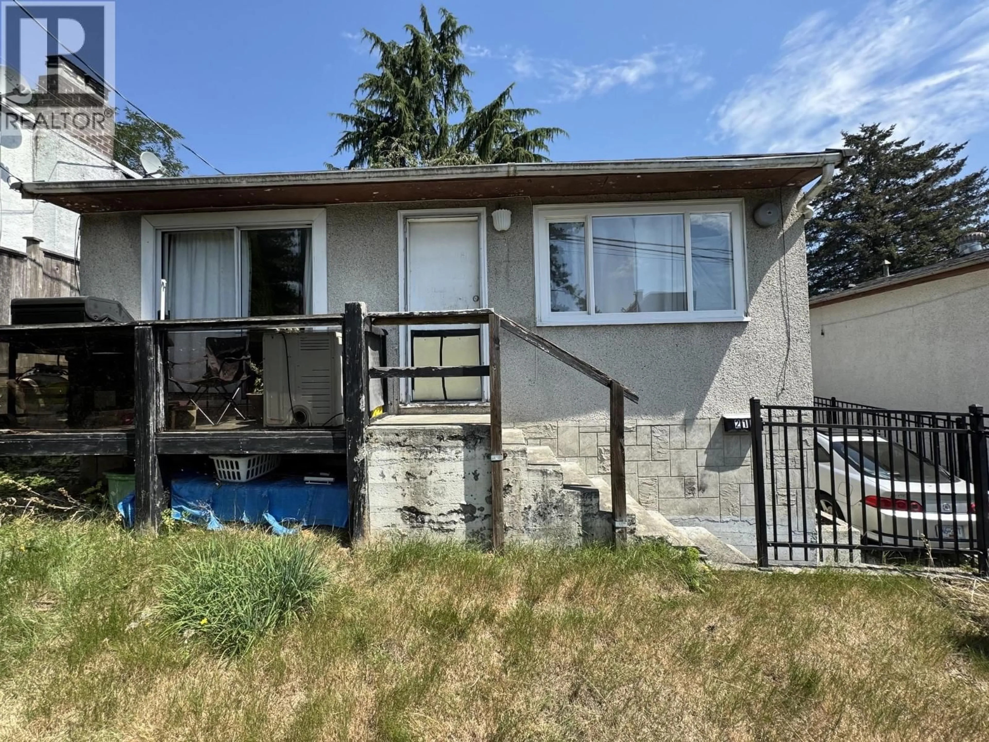 Unknown for 215 SHAW STREET, New Westminster British Columbia V3M4B4