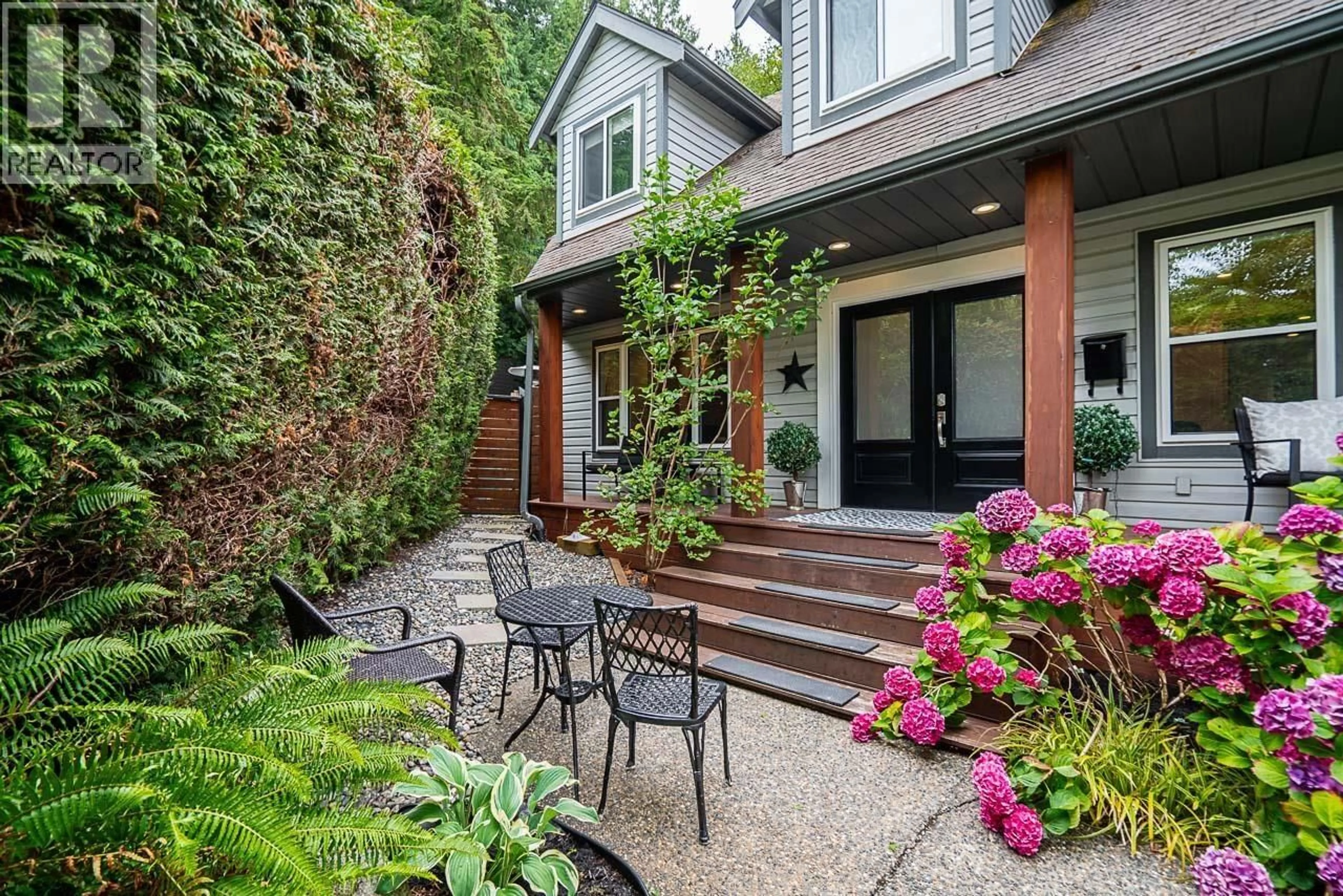 Unknown for 5244 CAMBRIDGE COURT, Delta British Columbia V4M3Z1
