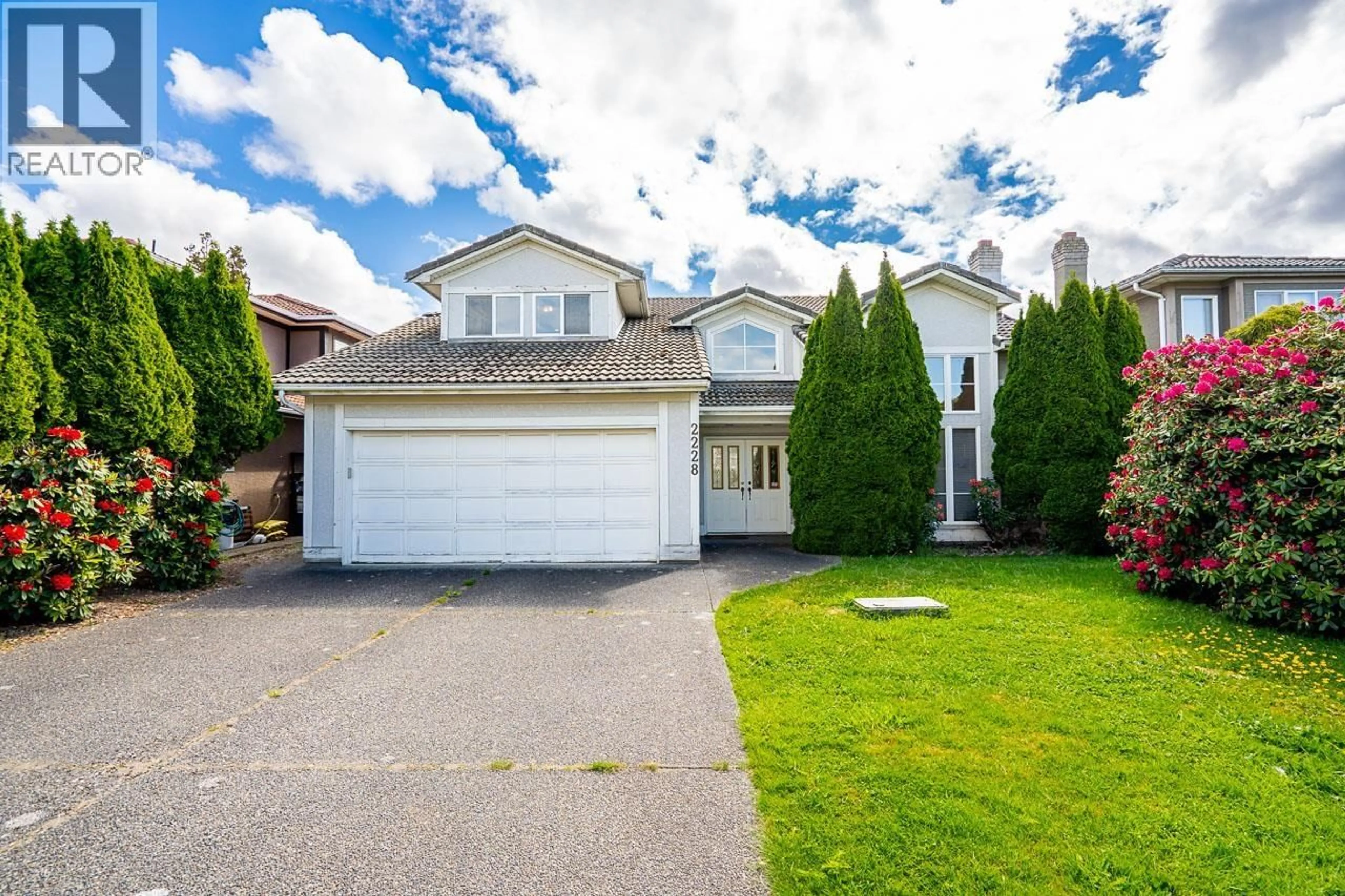Home with vinyl exterior material, street for 2228 MCLEOD AVENUE, Richmond British Columbia V6X3S9