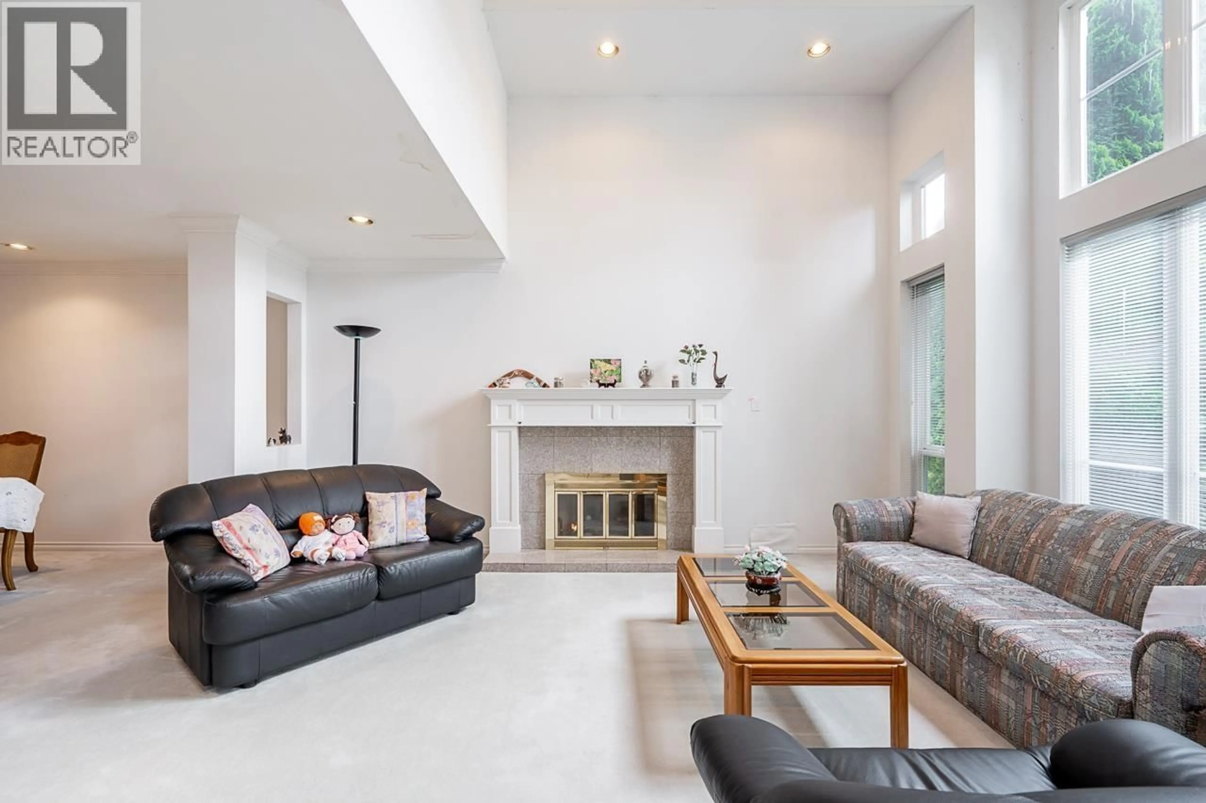 Living room with furniture, unknown for 2228 MCLEOD AVENUE, Richmond British Columbia V6X3S9
