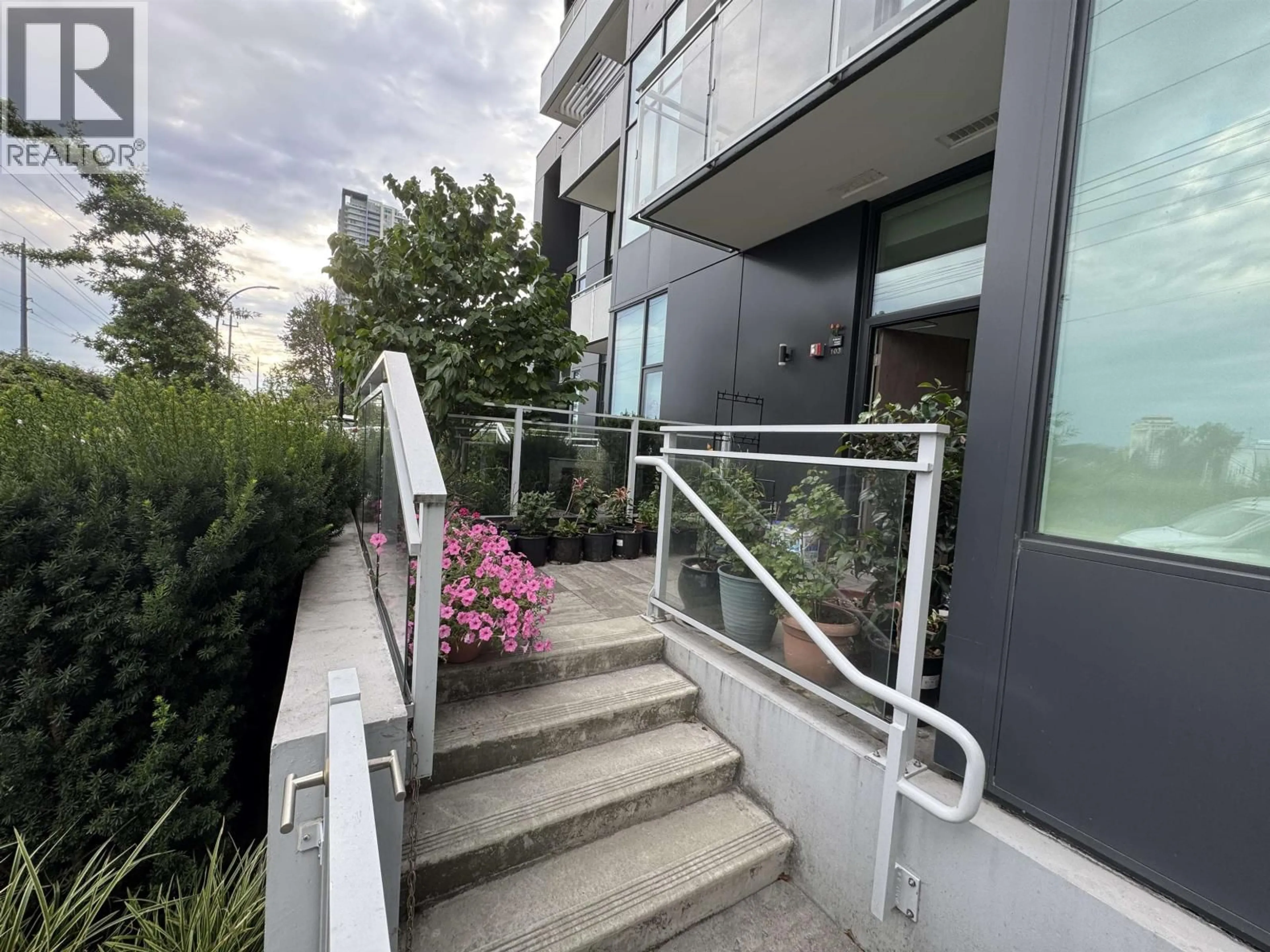 Unknown for 103 - 4433 ALASKA STREET, Burnaby British Columbia V5C5T3