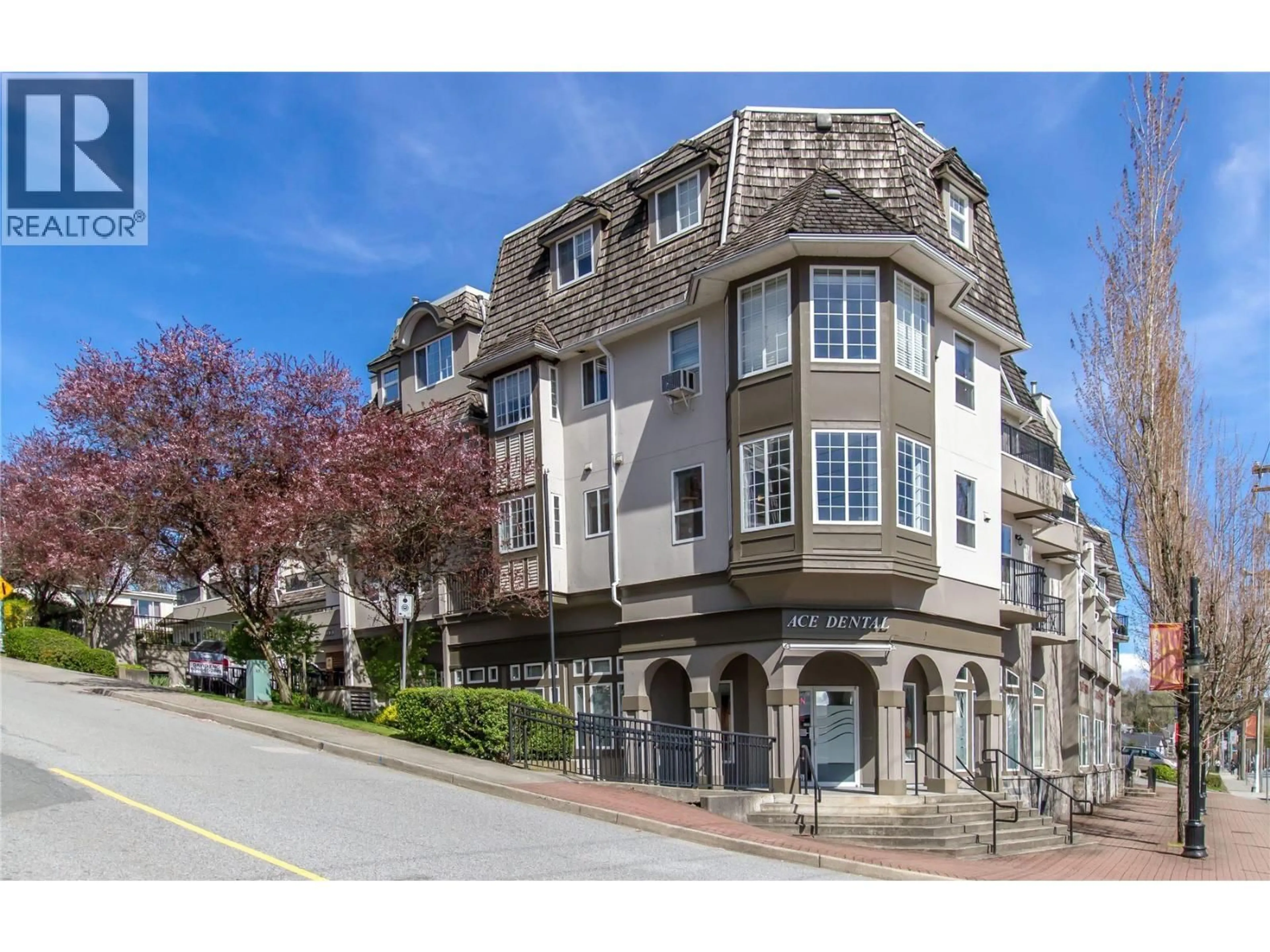 Unknown for 22 - 205 LEBLEU STREET, Coquitlam British Columbia V3K6Z5