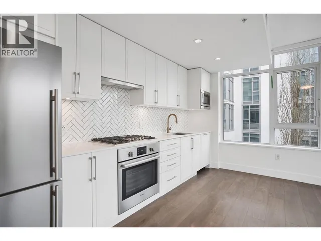 302 - 2455 KINGSWAY, Vancouver 5