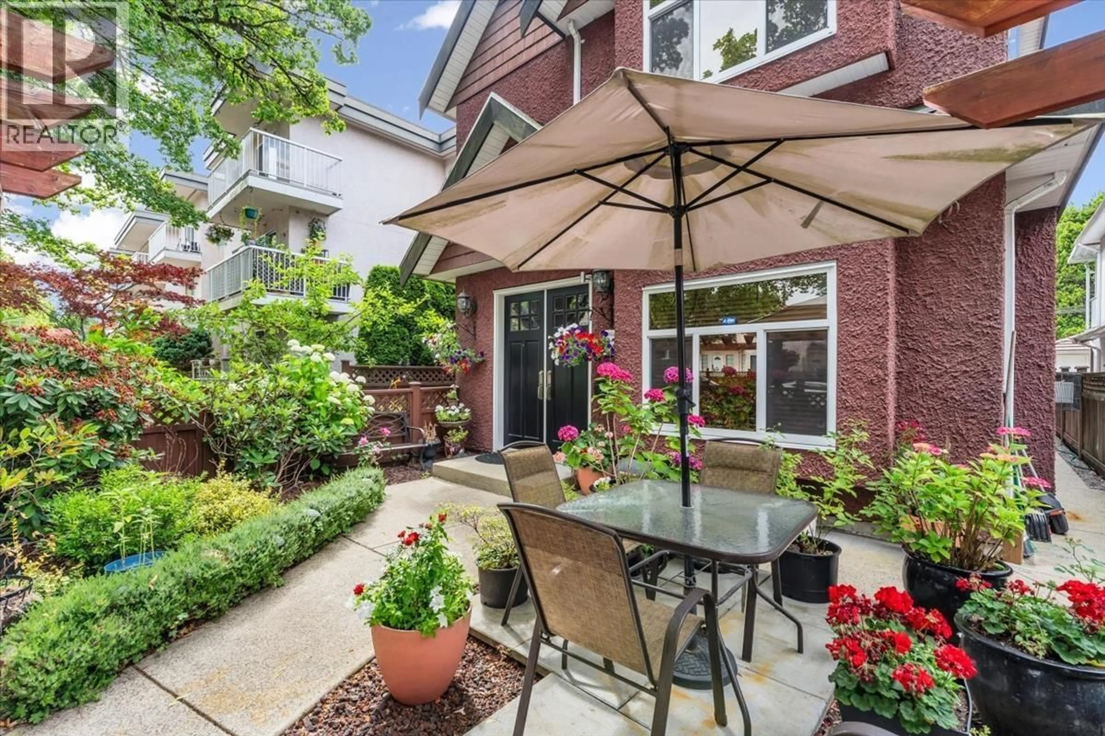 Patio, street for 546 44TH AVENUE, Vancouver British Columbia V5W1W5