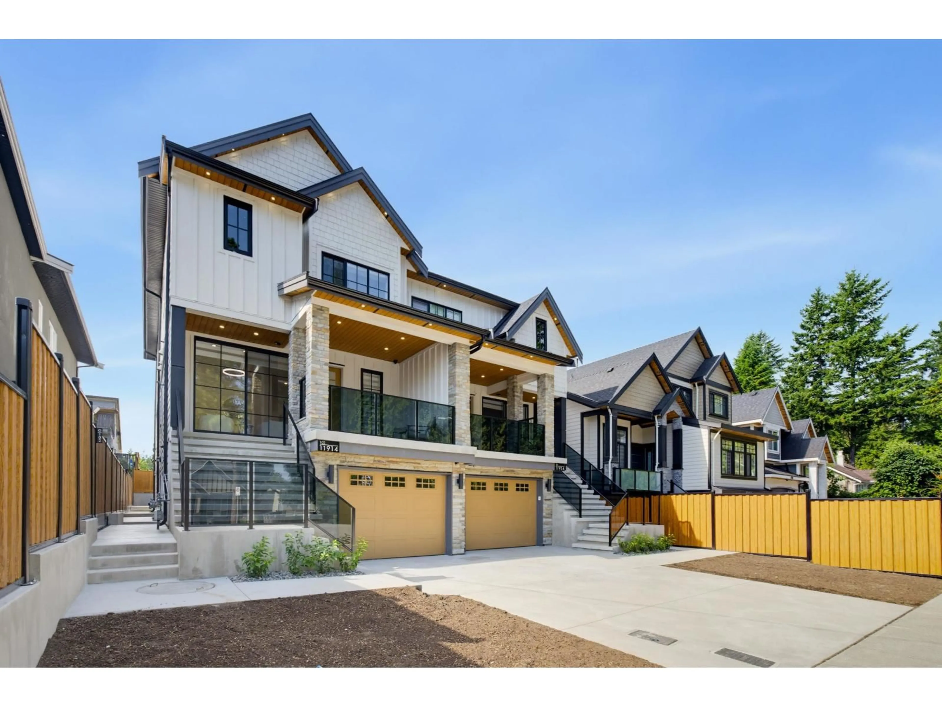 Unknown for 102 - 11914 96A AVENUE, Surrey British Columbia V3V2A6