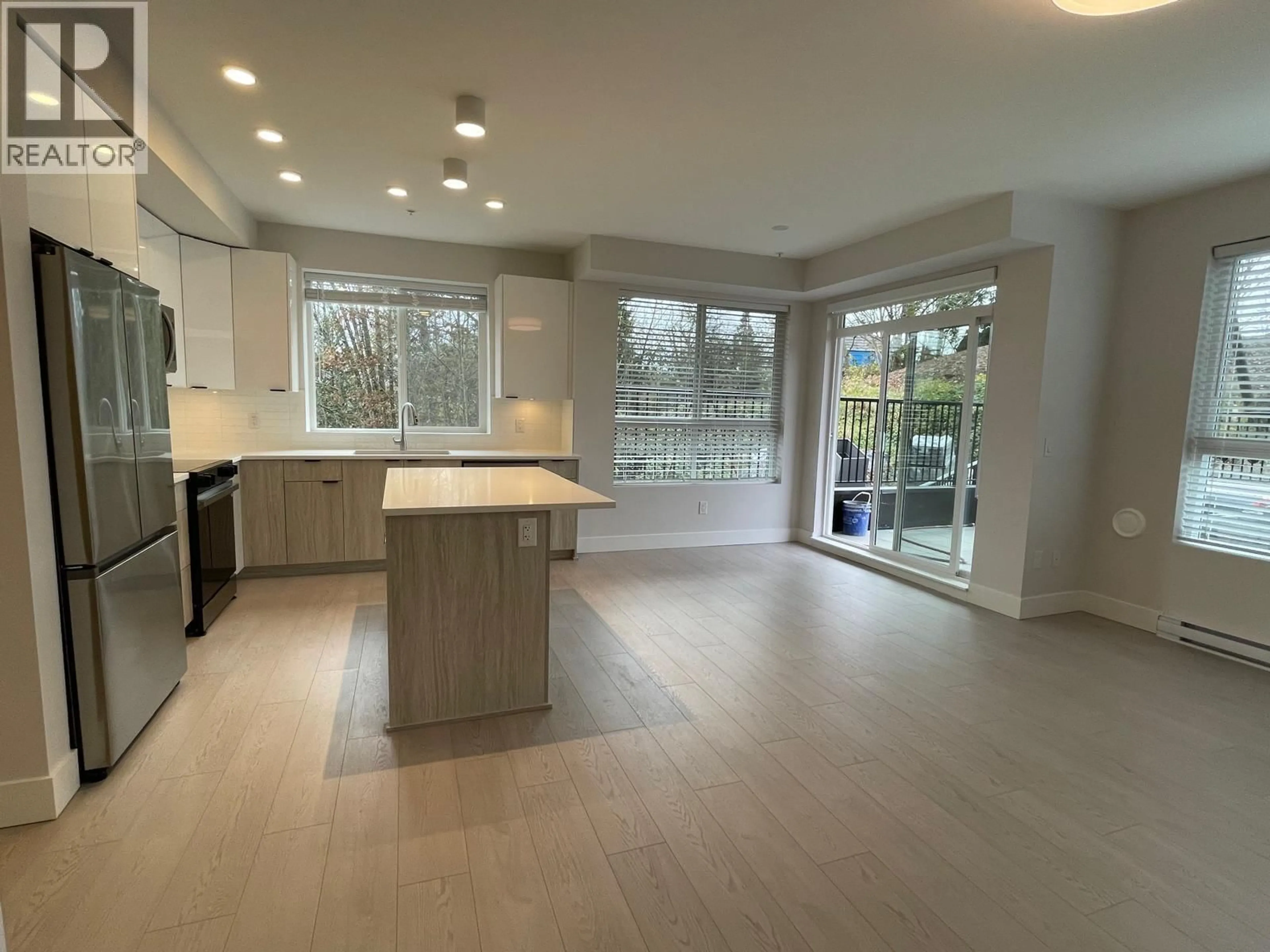 Open concept kitchen, unknown for 113 - 11655 FRASER STREET, Maple Ridge British Columbia V2X6W9