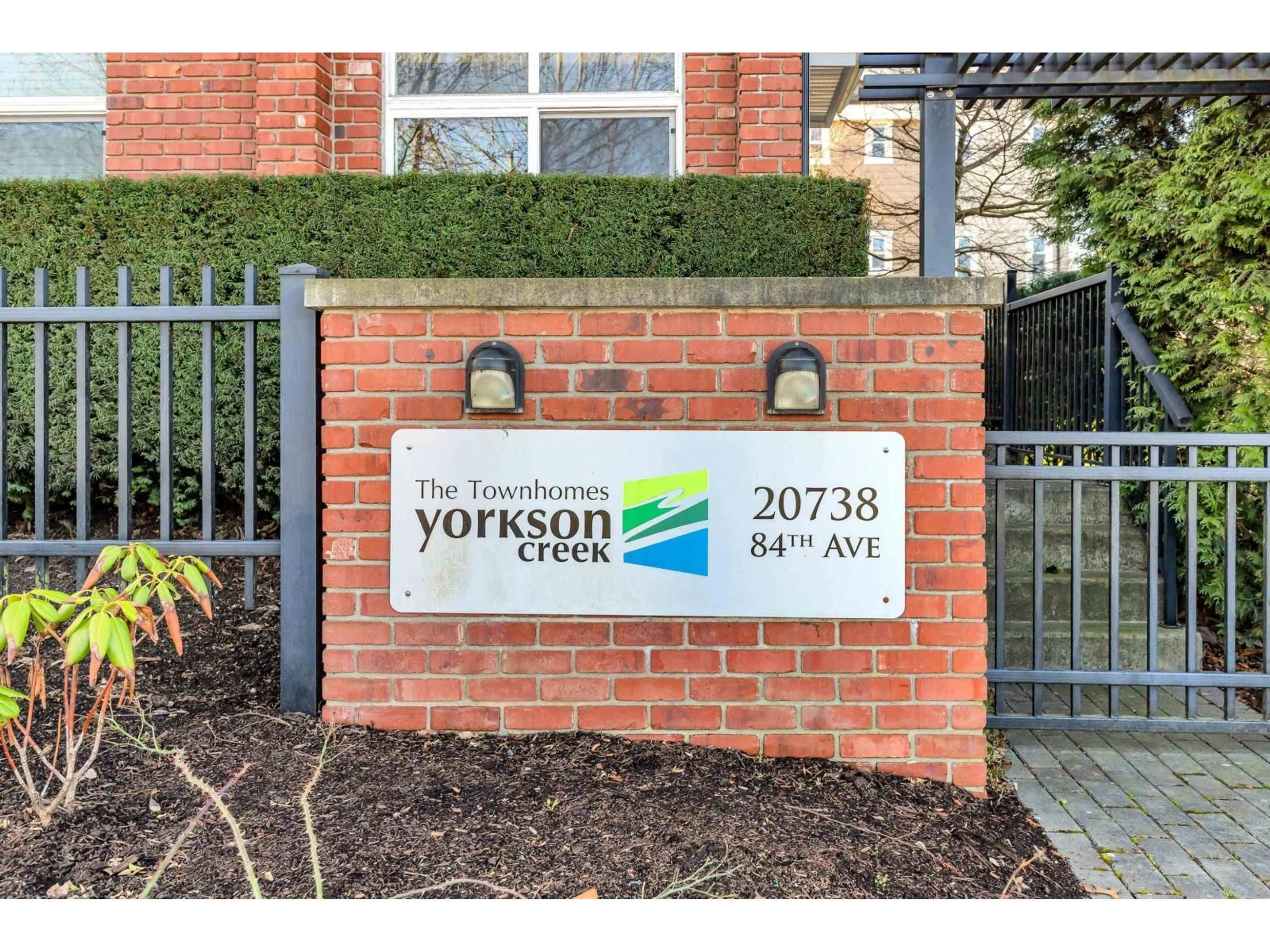 Unknown for 40 - 20738 84 AVENUE, Langley British Columbia V2Y0J6