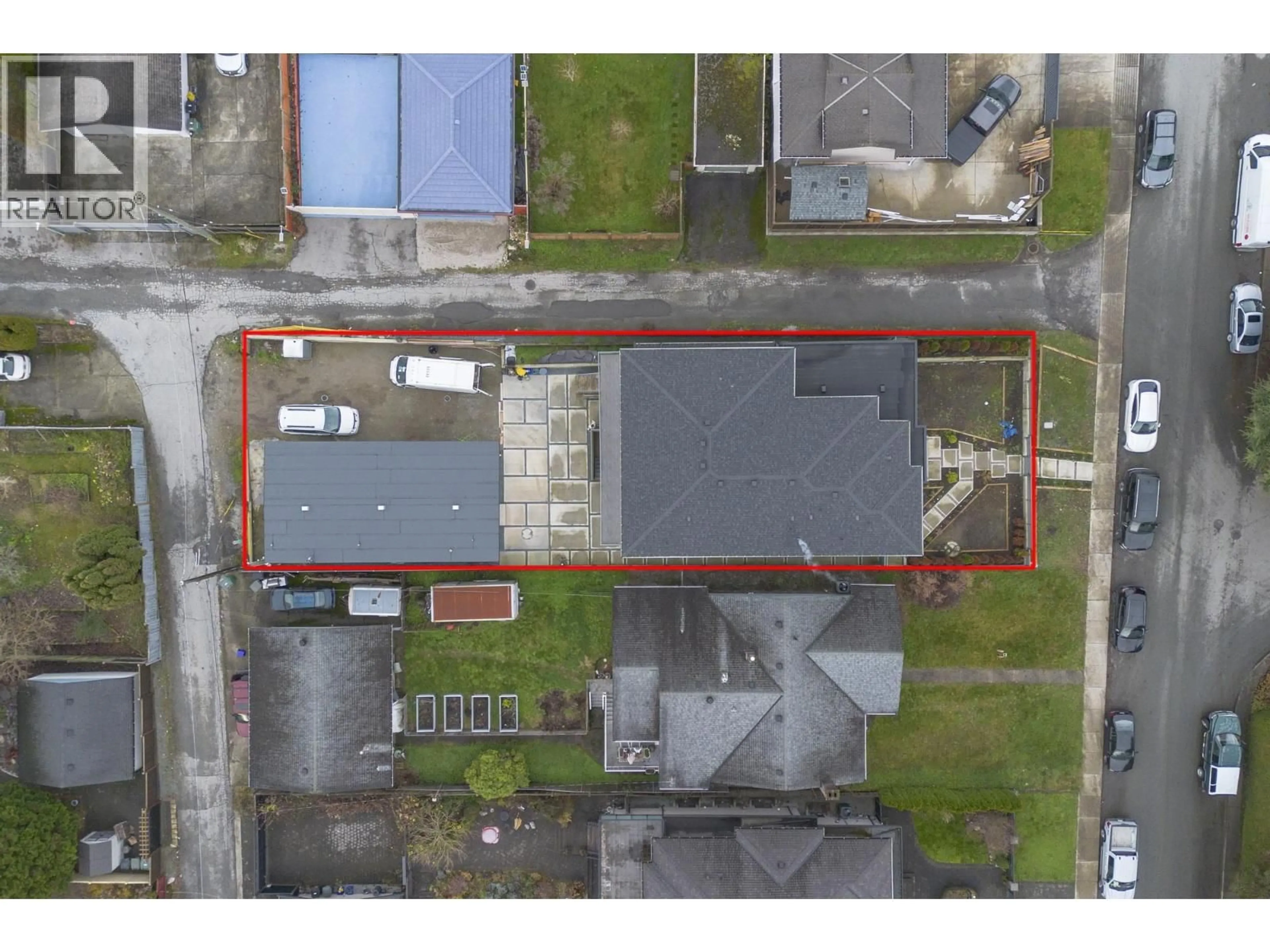 A pic from outside/outdoor area/front of a property/back of a property/a pic from drone, street for 8007 BRADLEY AVENUE, Burnaby British Columbia V5J3T9