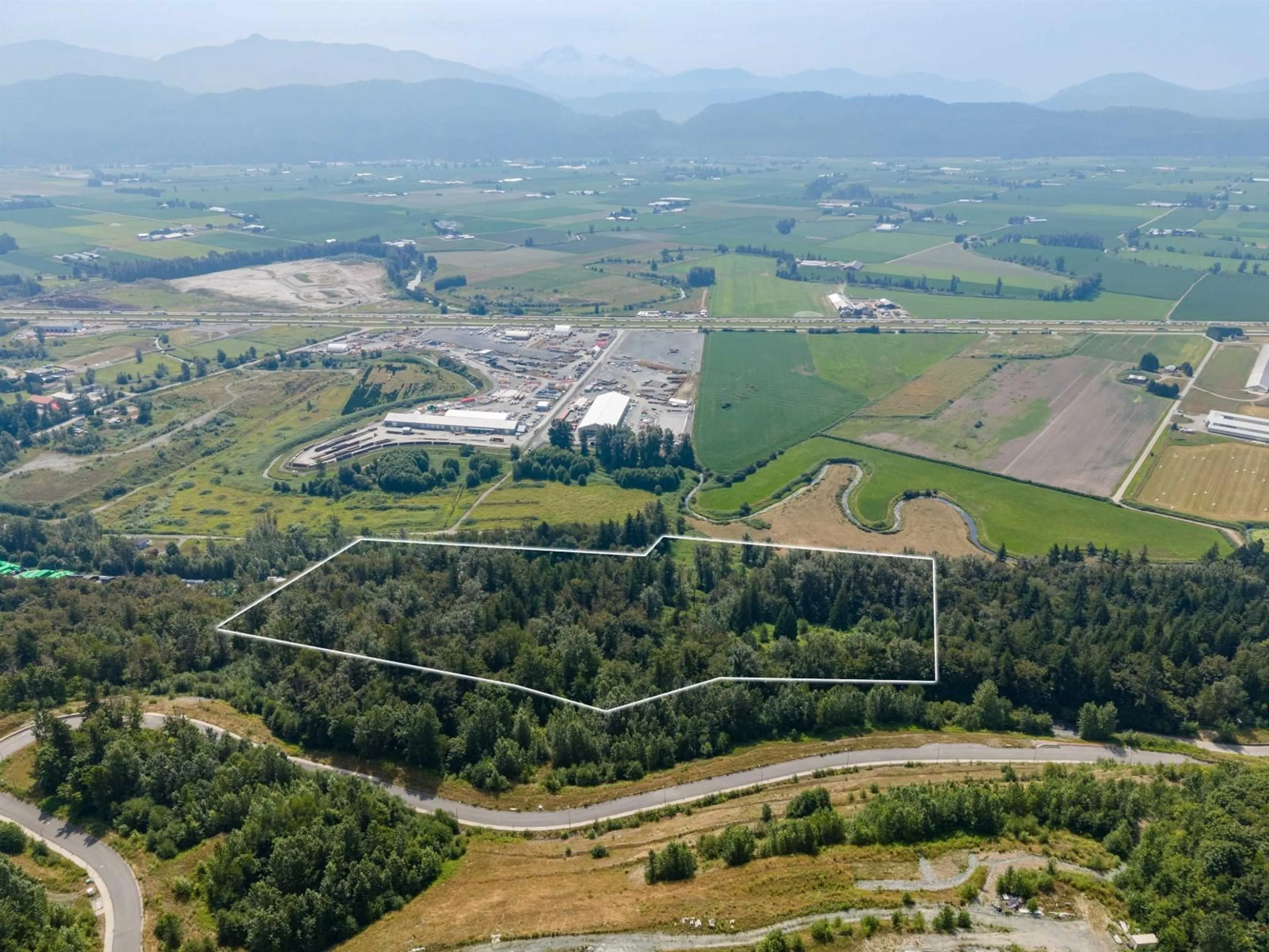 A pic from outside/outdoor area/front of a property/back of a property/a pic from drone, mountain view for 36650 LOWER SUMAS MOUNTAIN ROAD, Abbotsford British Columbia V3G2J3
