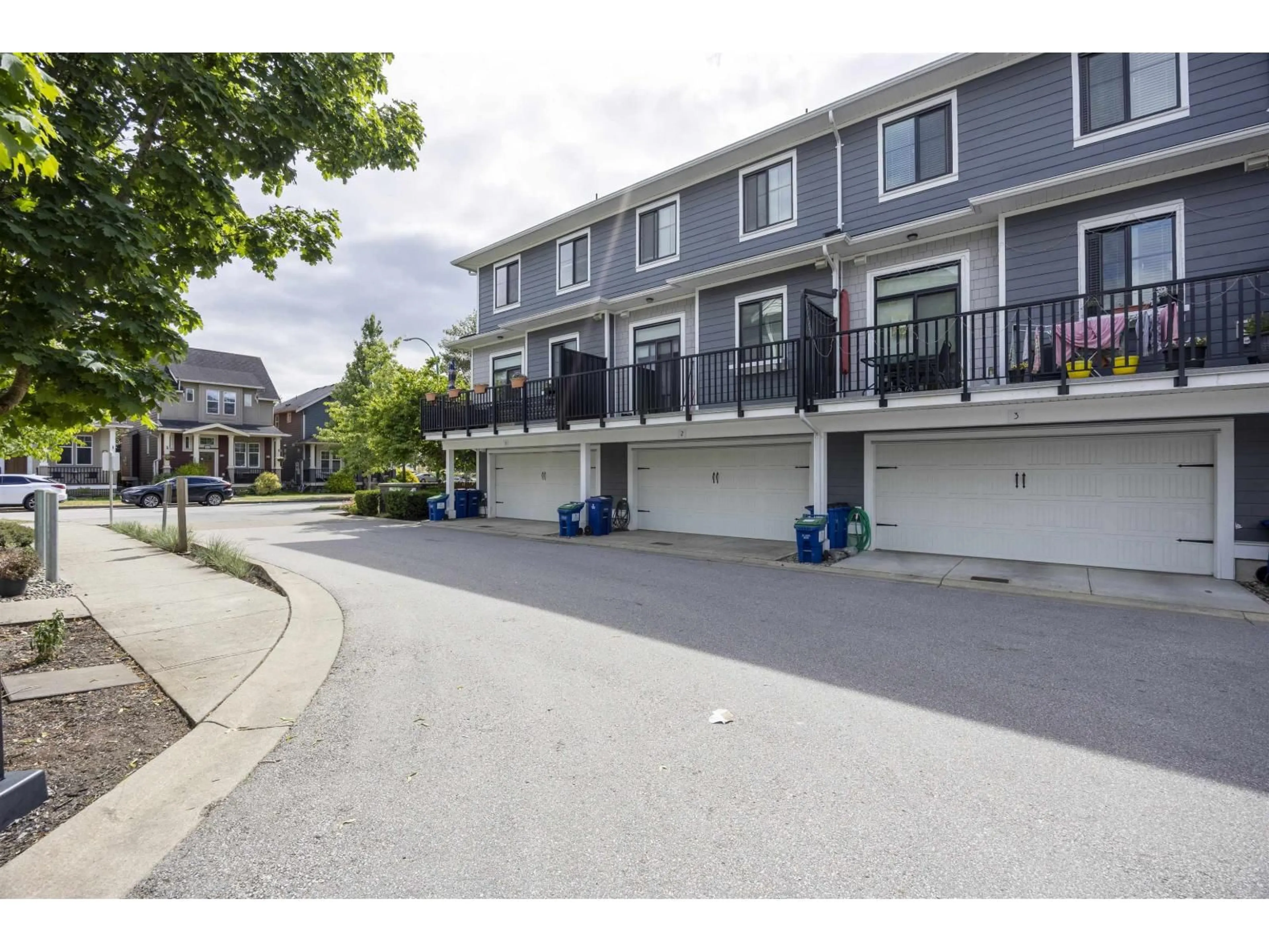 Unknown for 2 - 19133 73 AVENUE, Surrey British Columbia V4N6S9
