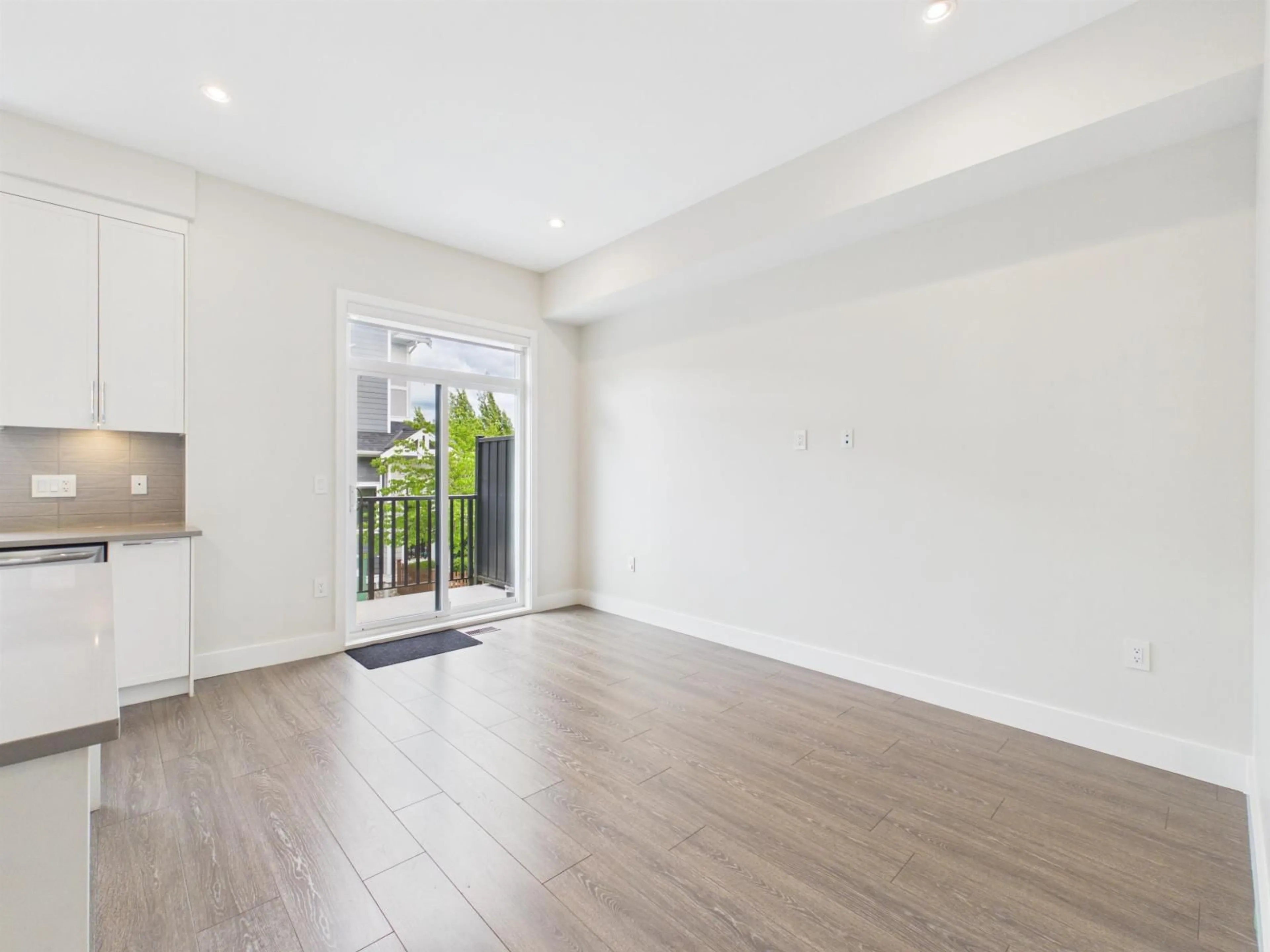 A pic of a room for 2 - 19133 73 AVENUE, Surrey British Columbia V4N6S9
