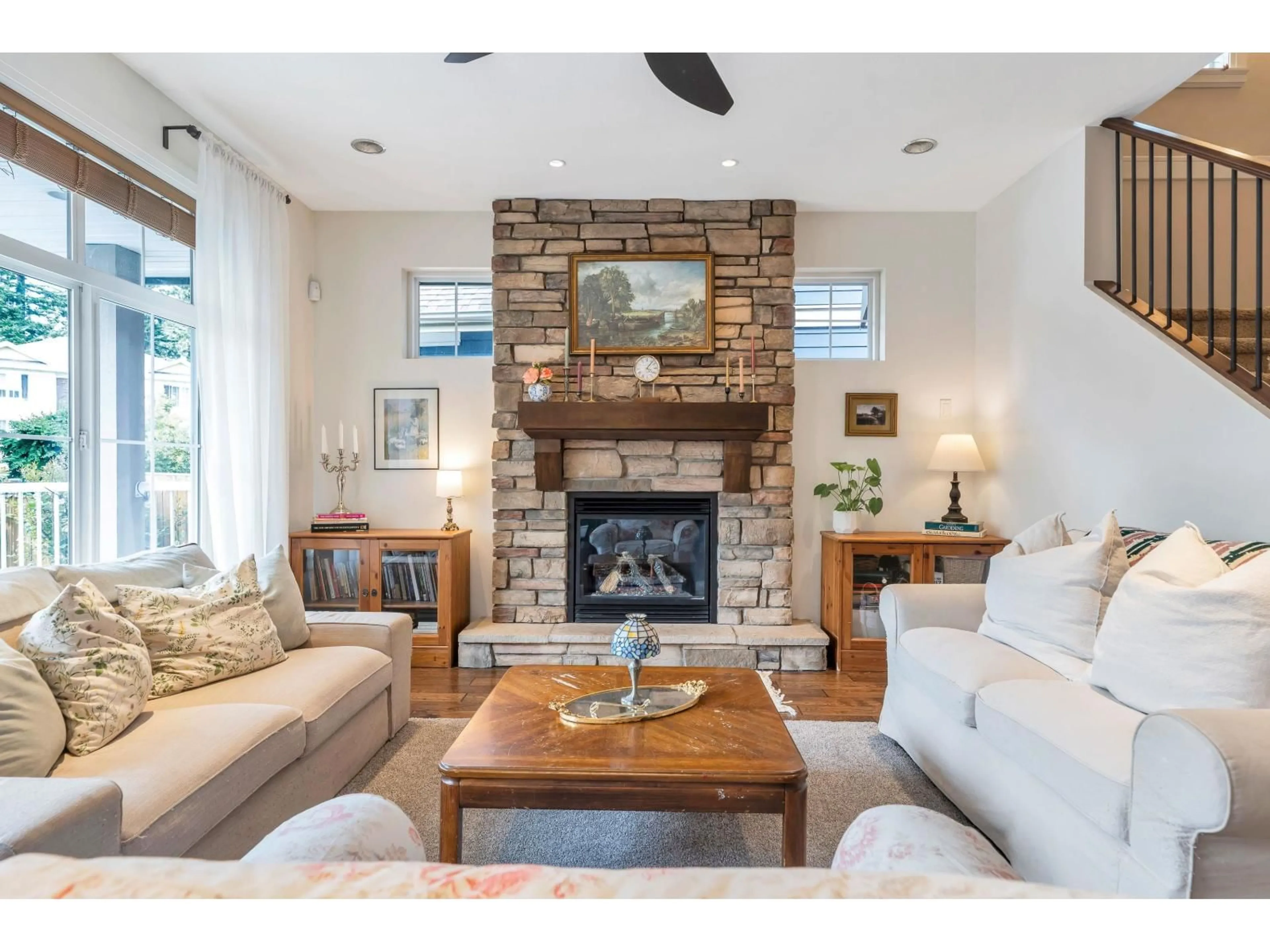 Living room with furniture, unknown for 6 - 45241 NICOMEN CRESCENT, Chilliwack British Columbia V2R0M1