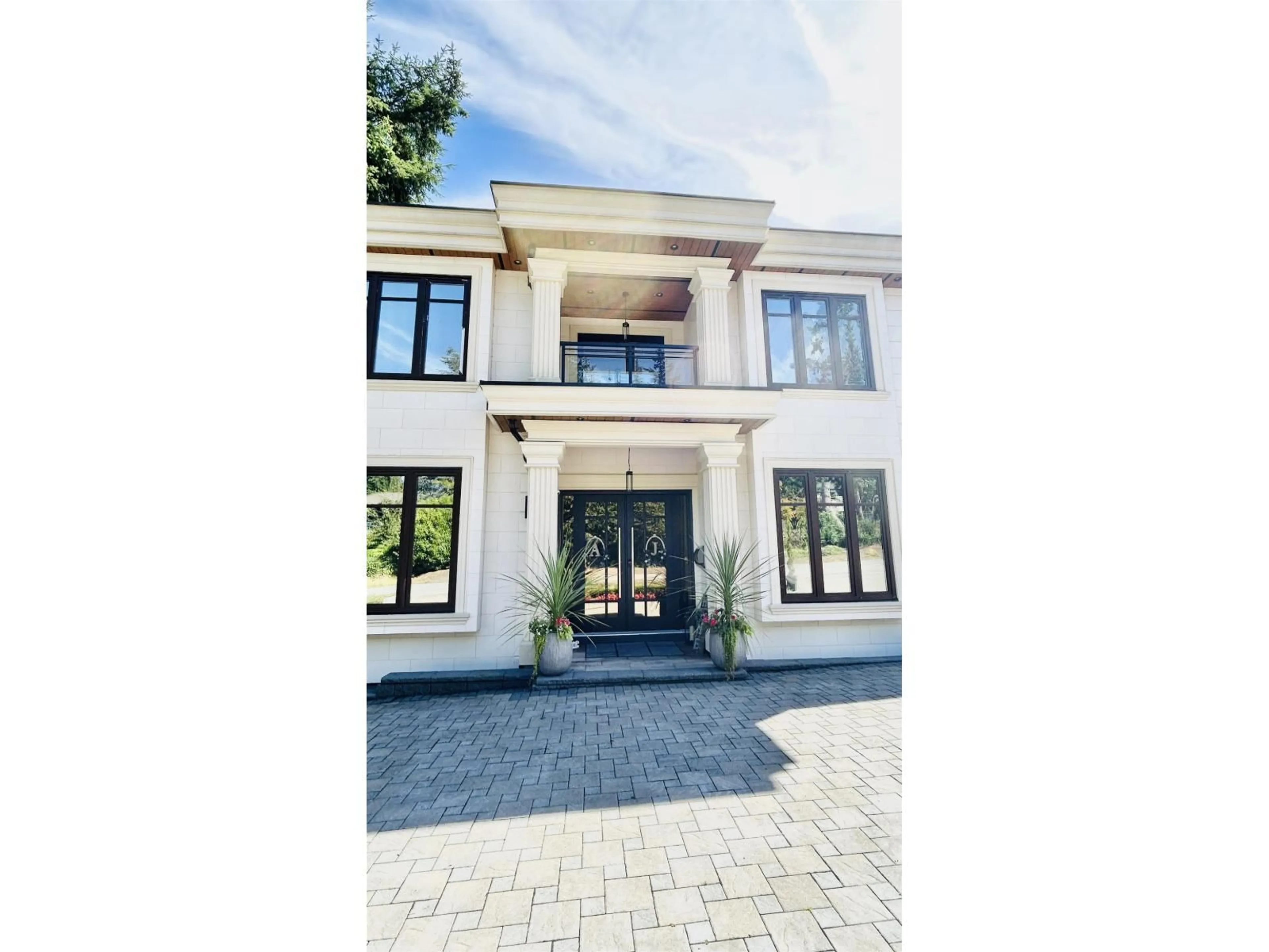 Unknown for 12862 54A AVENUE, Surrey British Columbia V3X3C9