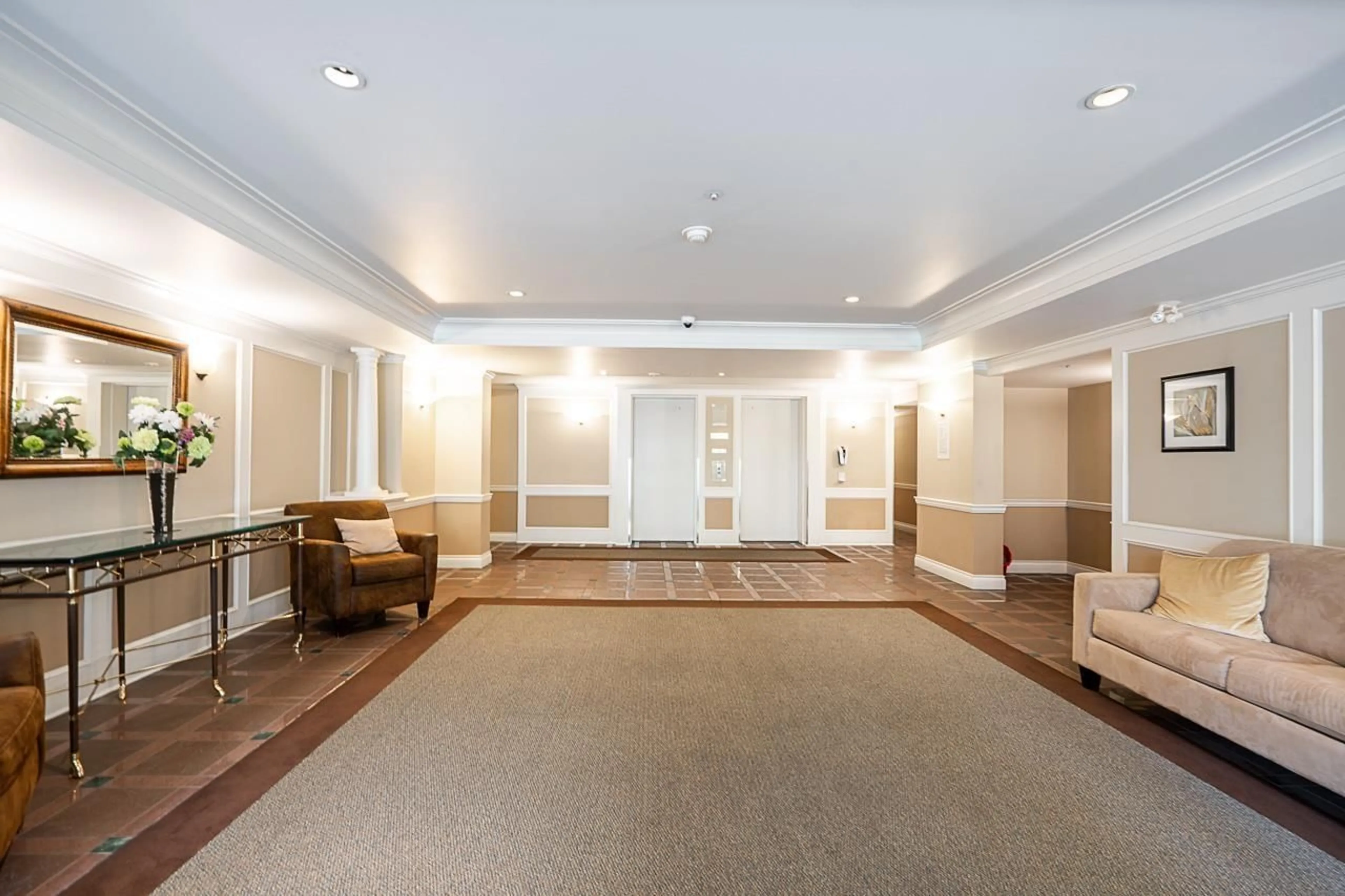 Indoor foyer for 502 - 1575 BEST STREET, White Rock British Columbia V4B5K1