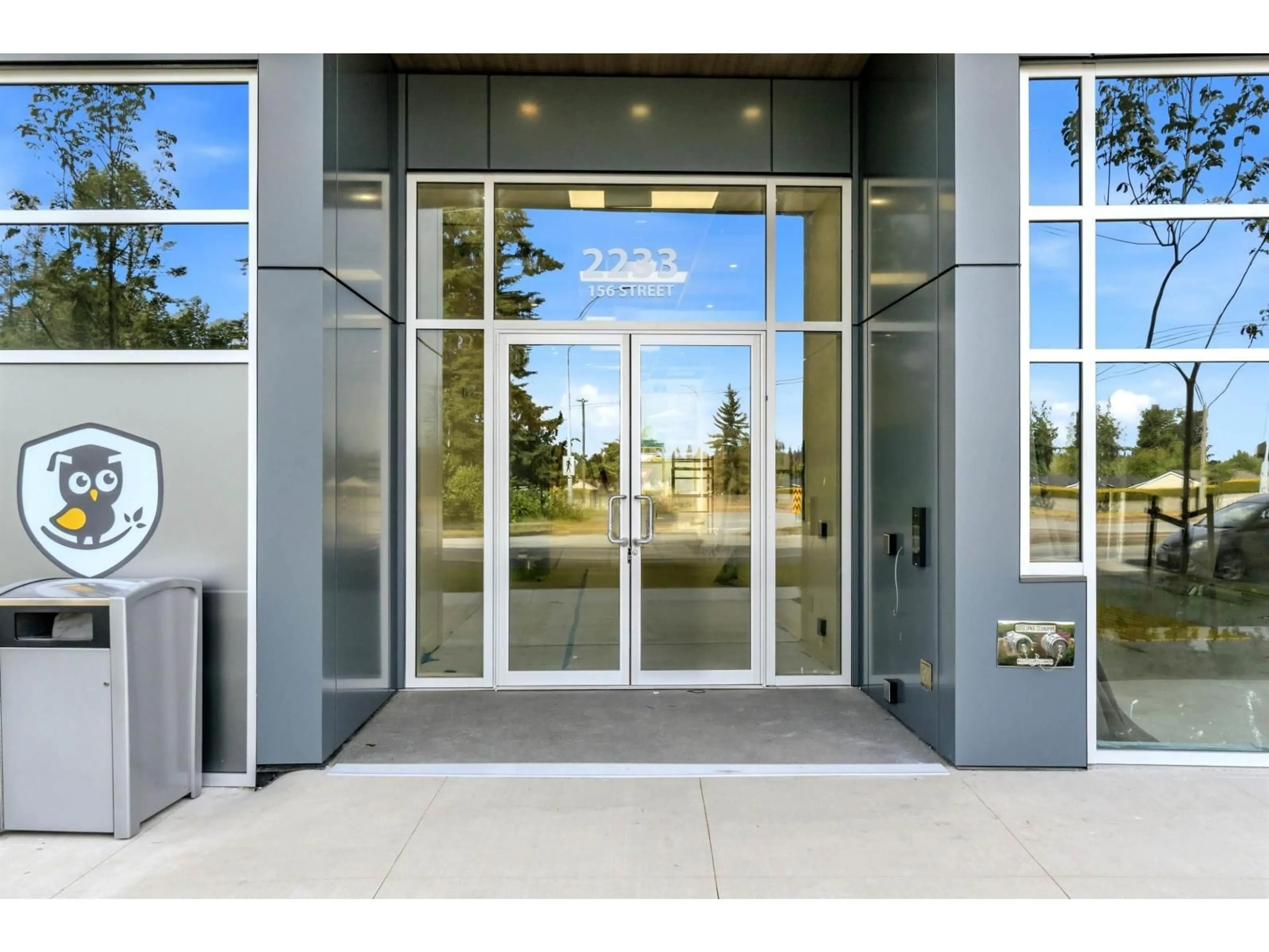 Indoor foyer for 408 - 2233 156 STREET, Surrey British Columbia V4A4V3