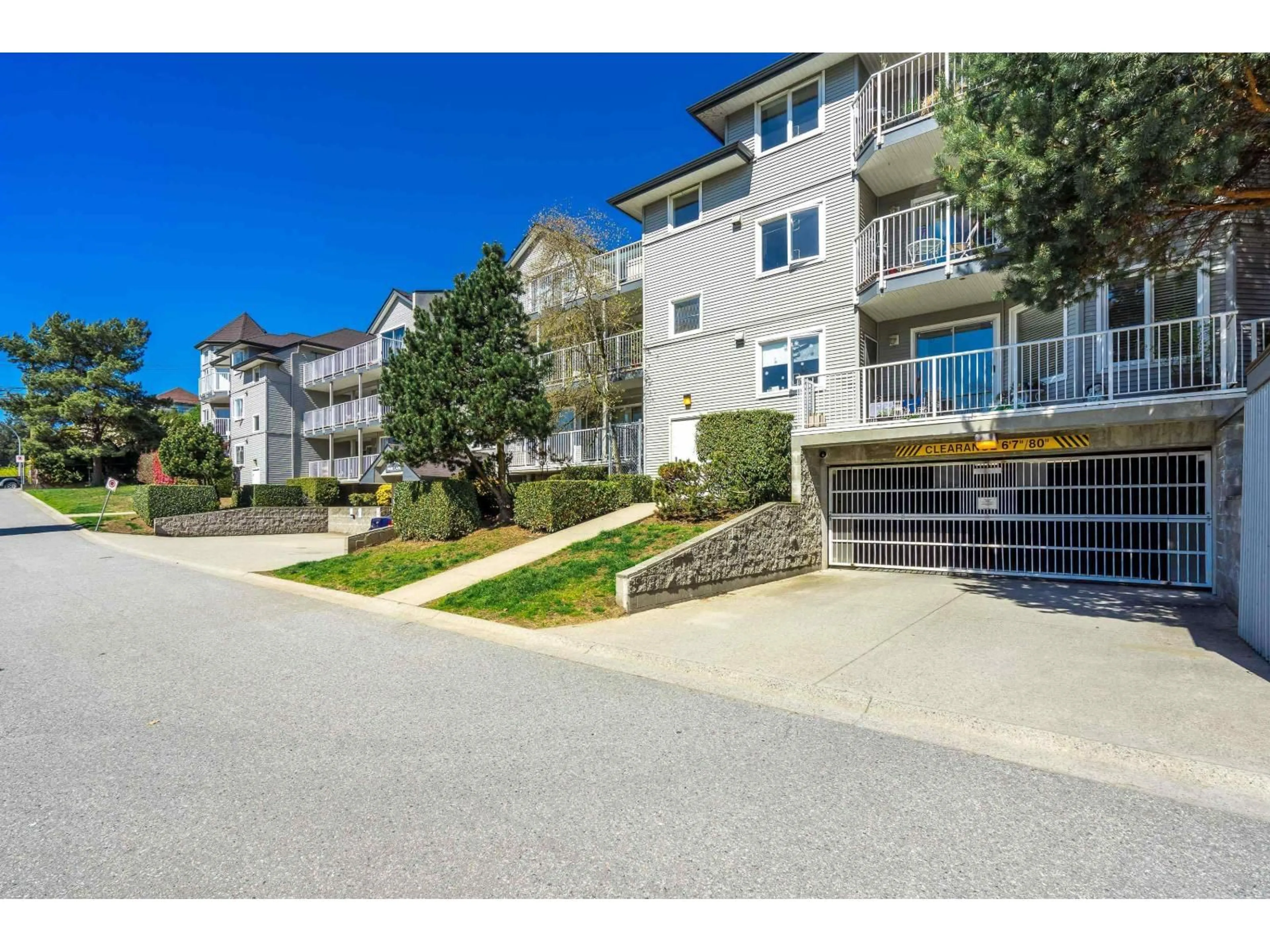 Unknown for 203 - 33669 2ND AVENUE, Mission British Columbia V2V6Z4
