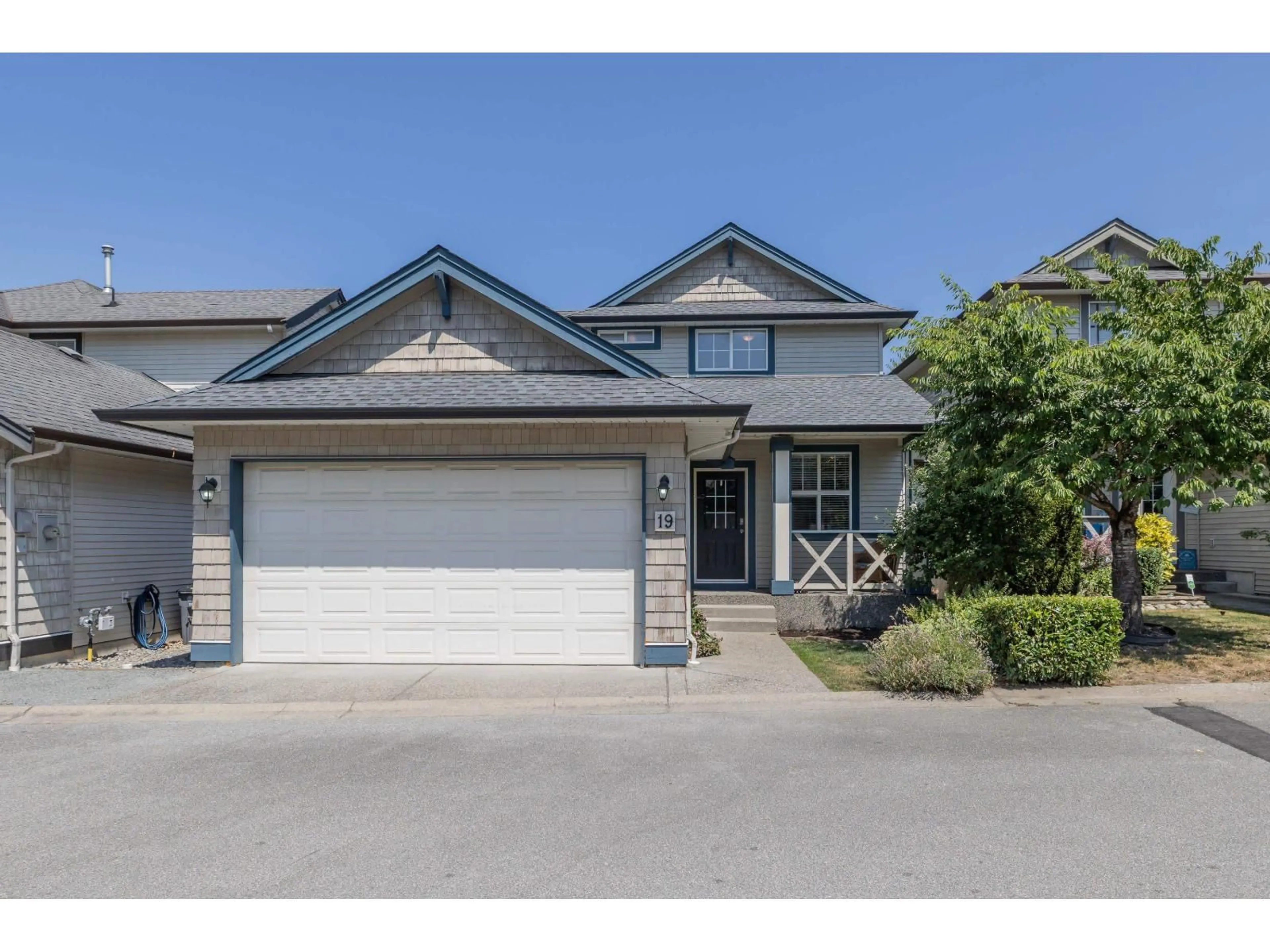 A pic from outside/outdoor area/front of a property/back of a property/a pic from drone, street for 19 - 18868 69 AVENUE, Surrey British Columbia V4N5K7