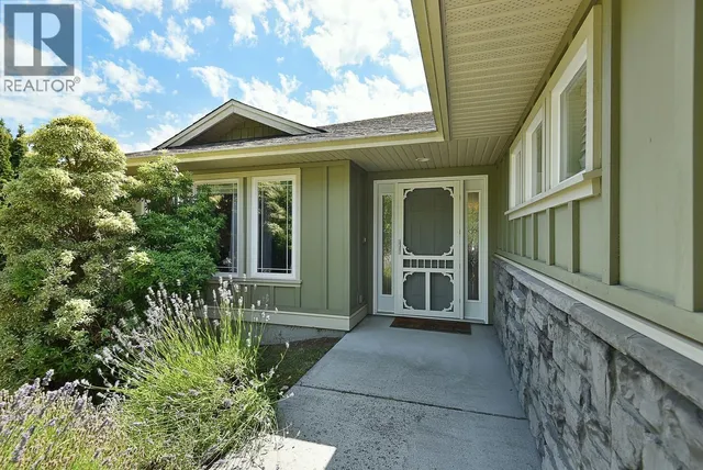 6317 SAMRON ROAD, Sechelt 2