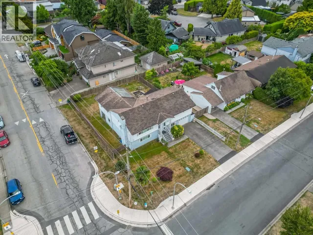 4630 44B AVENUE, Delta 3