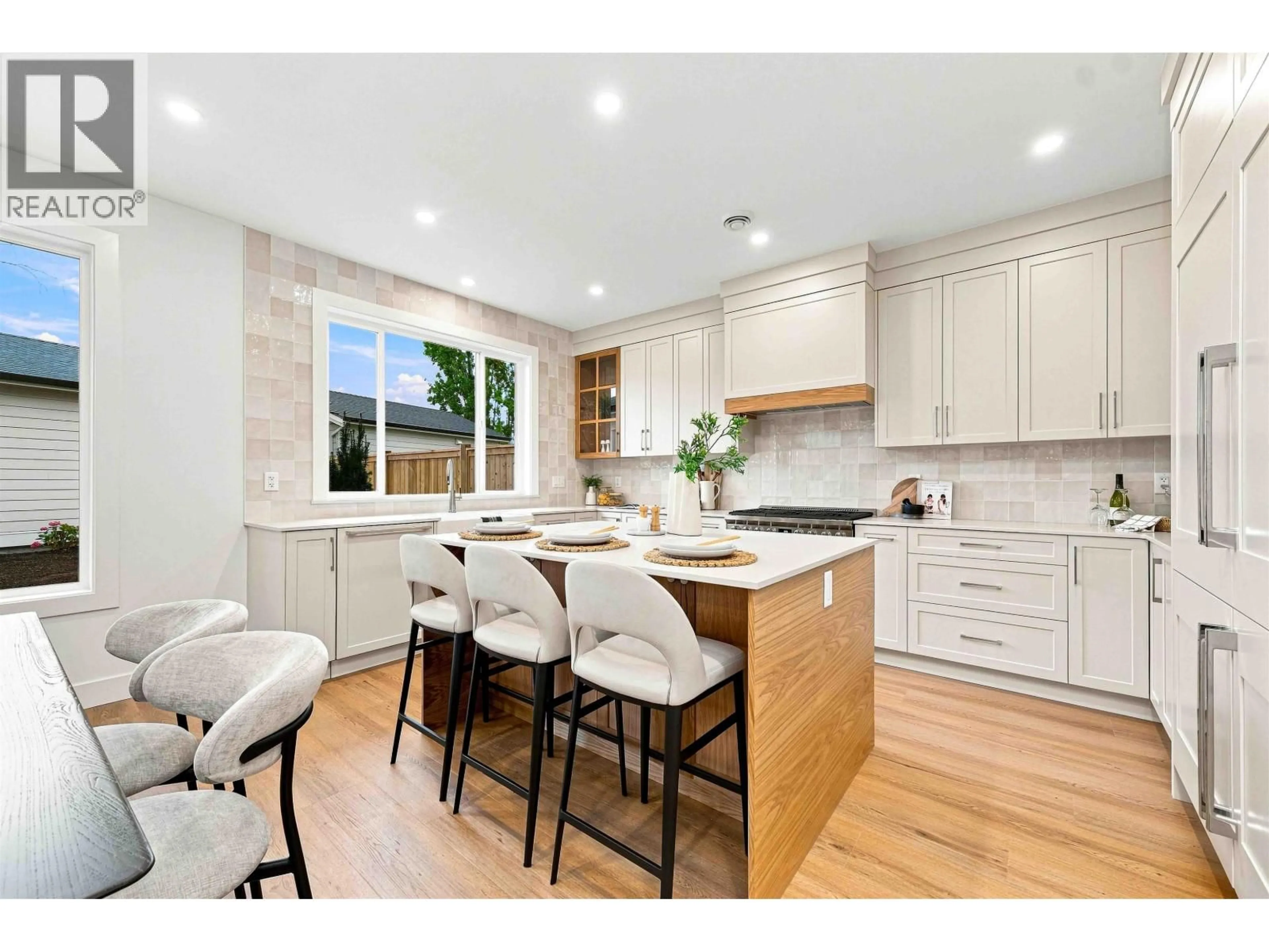 Open concept kitchen, ceramic/tile floor for 5841 48A AVENUE, Ladner British Columbia V4K1Y5