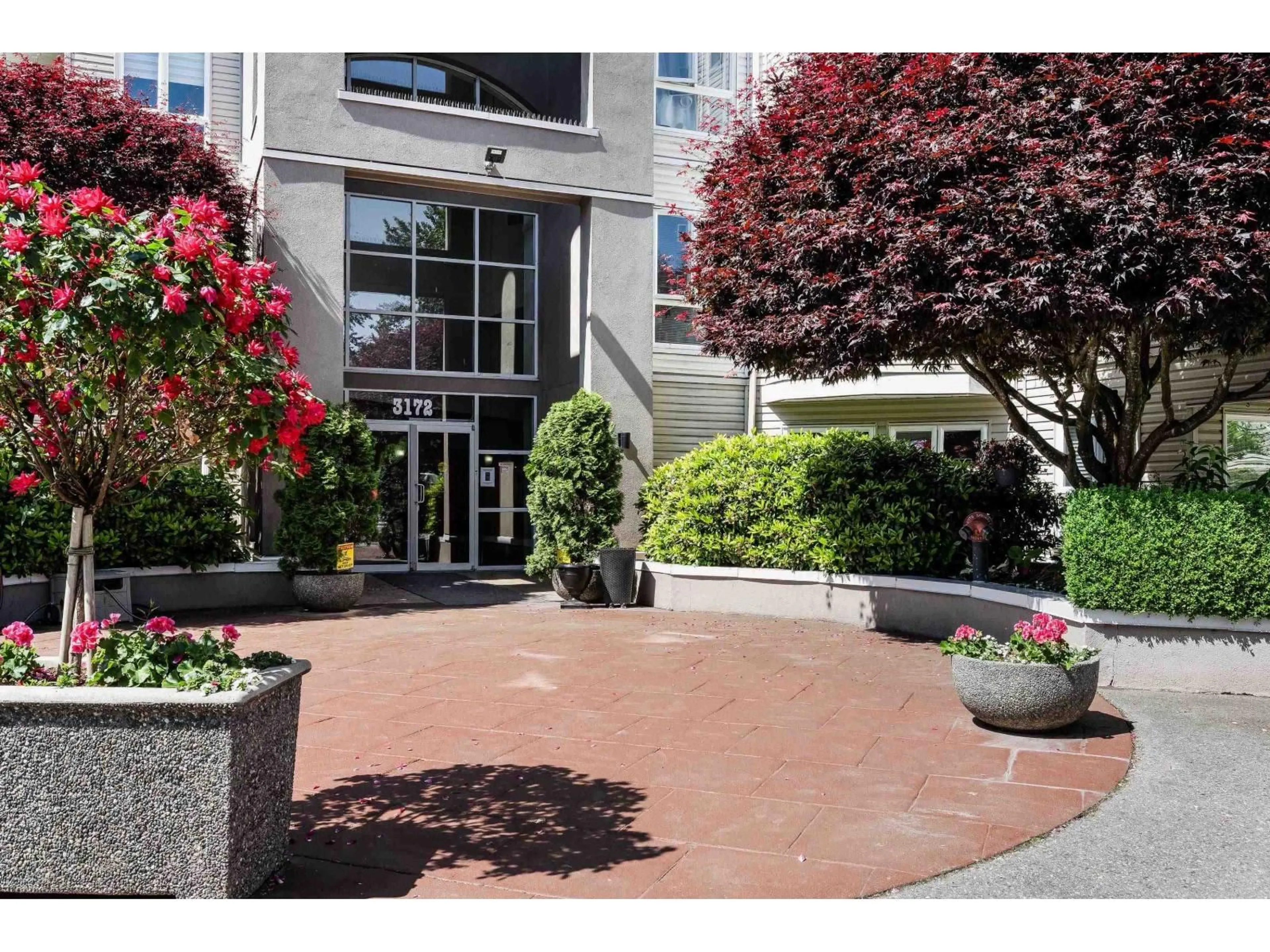 Unknown for 402 - 3172 GLADWIN ROAD, Abbotsford British Columbia V2T5T3