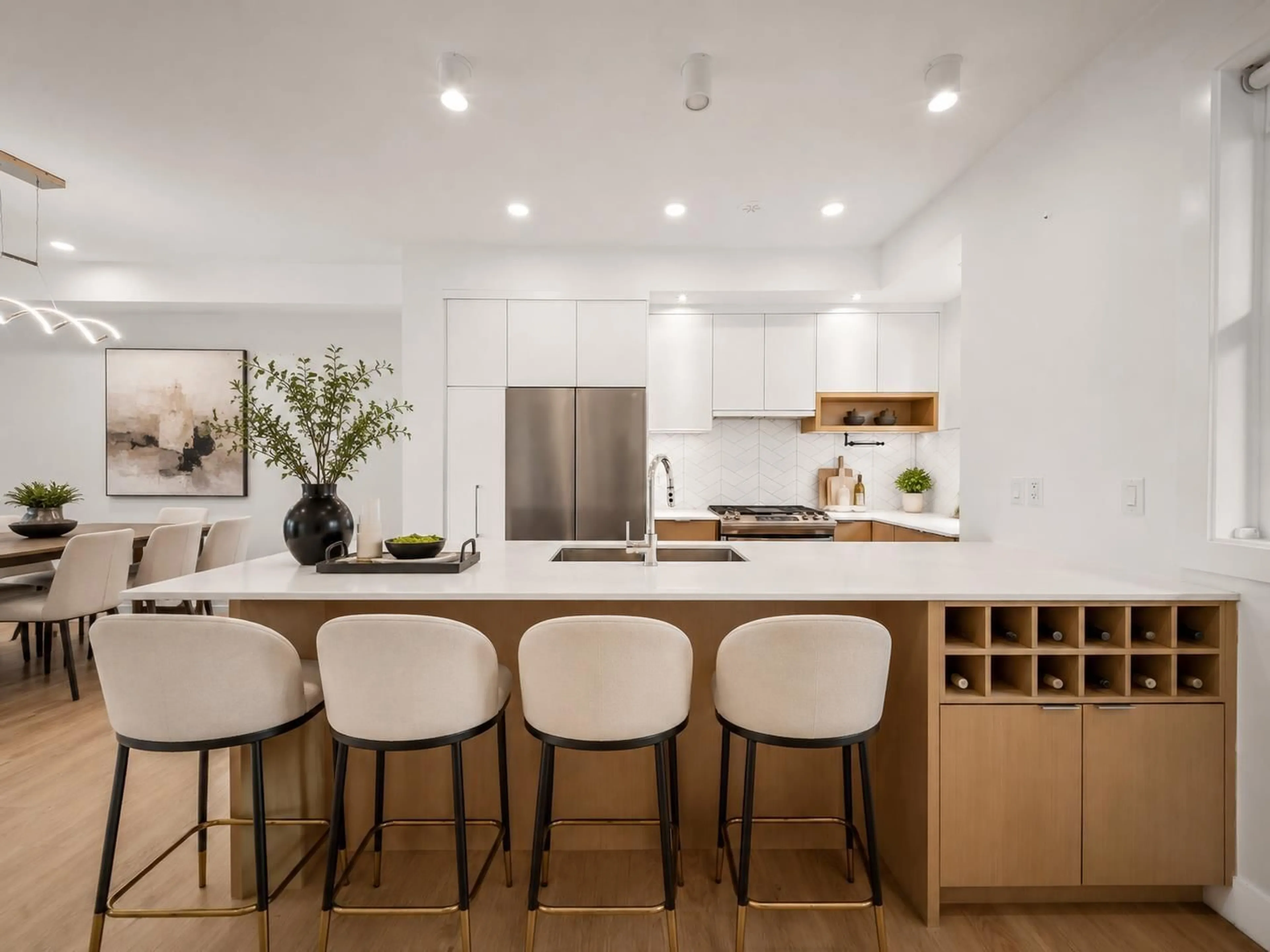 Contemporary kitchen, unknown for 7 - 2350 165 STREET, Surrey British Columbia V3Z1J9