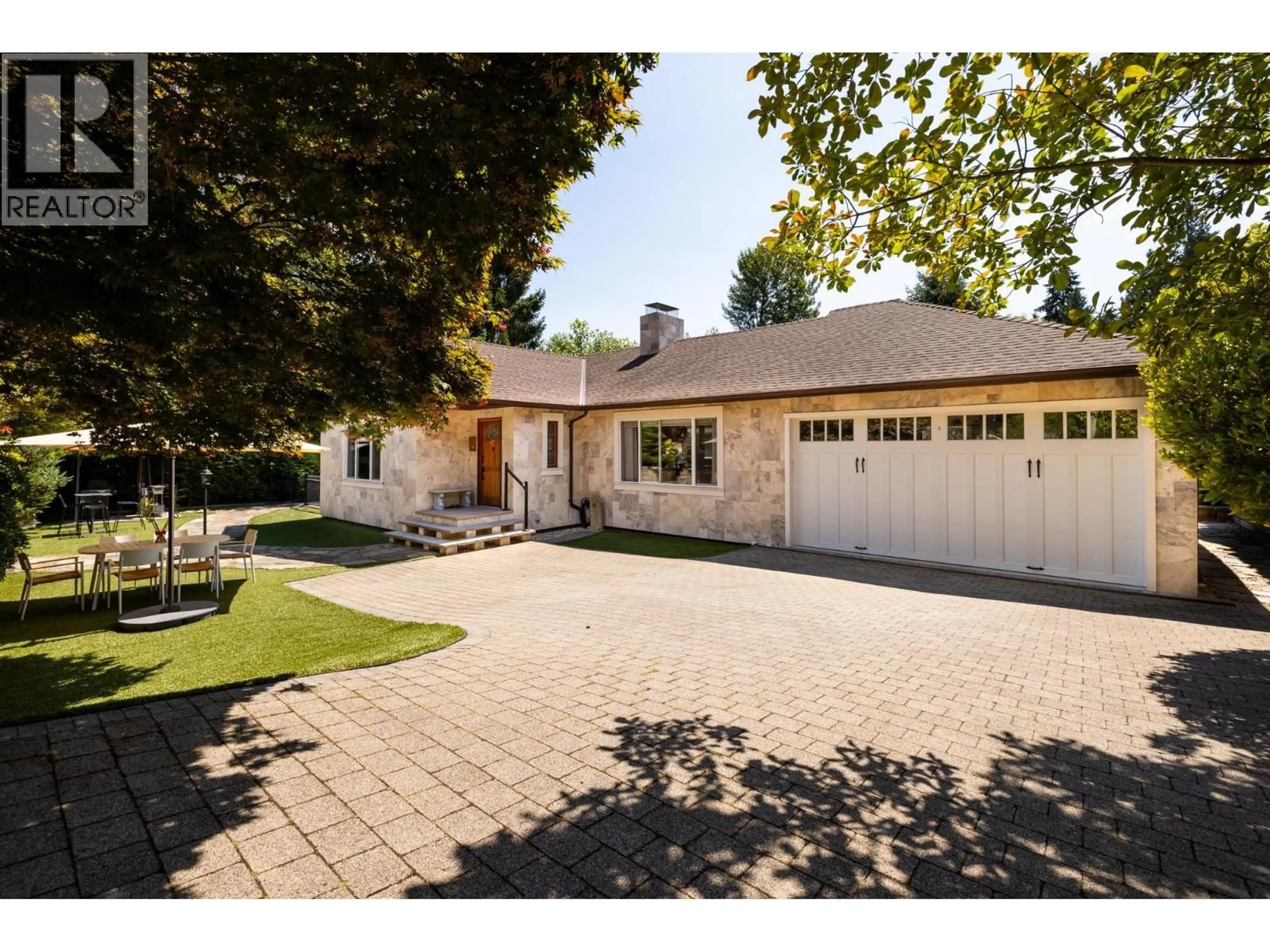 Home with brick exterior material, street for 1924 FULTON AVENUE, West Vancouver British Columbia V7V1S9