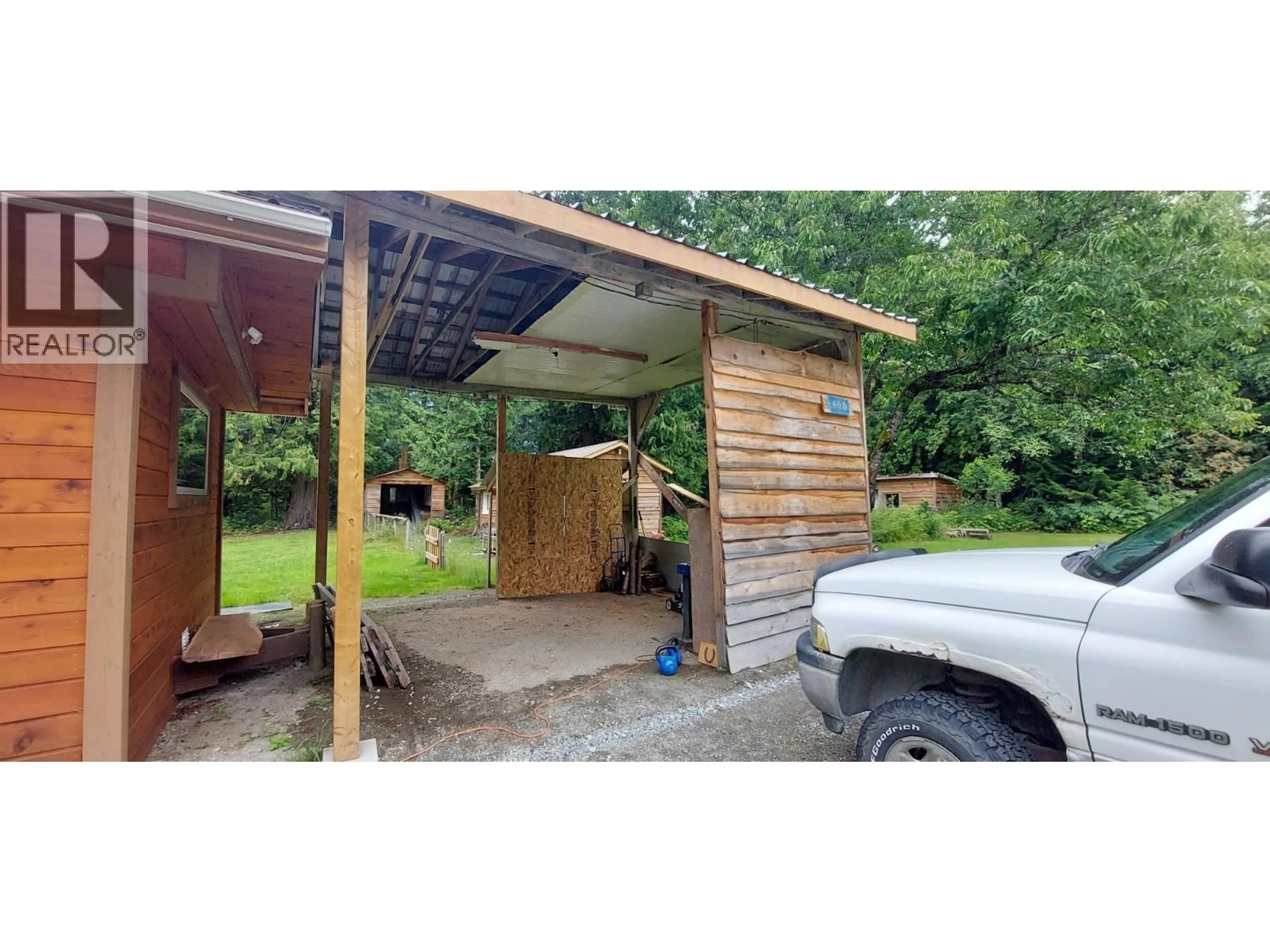 Shed for 520 TONQUIN ROAD, Bella Coola British Columbia V0T1C0