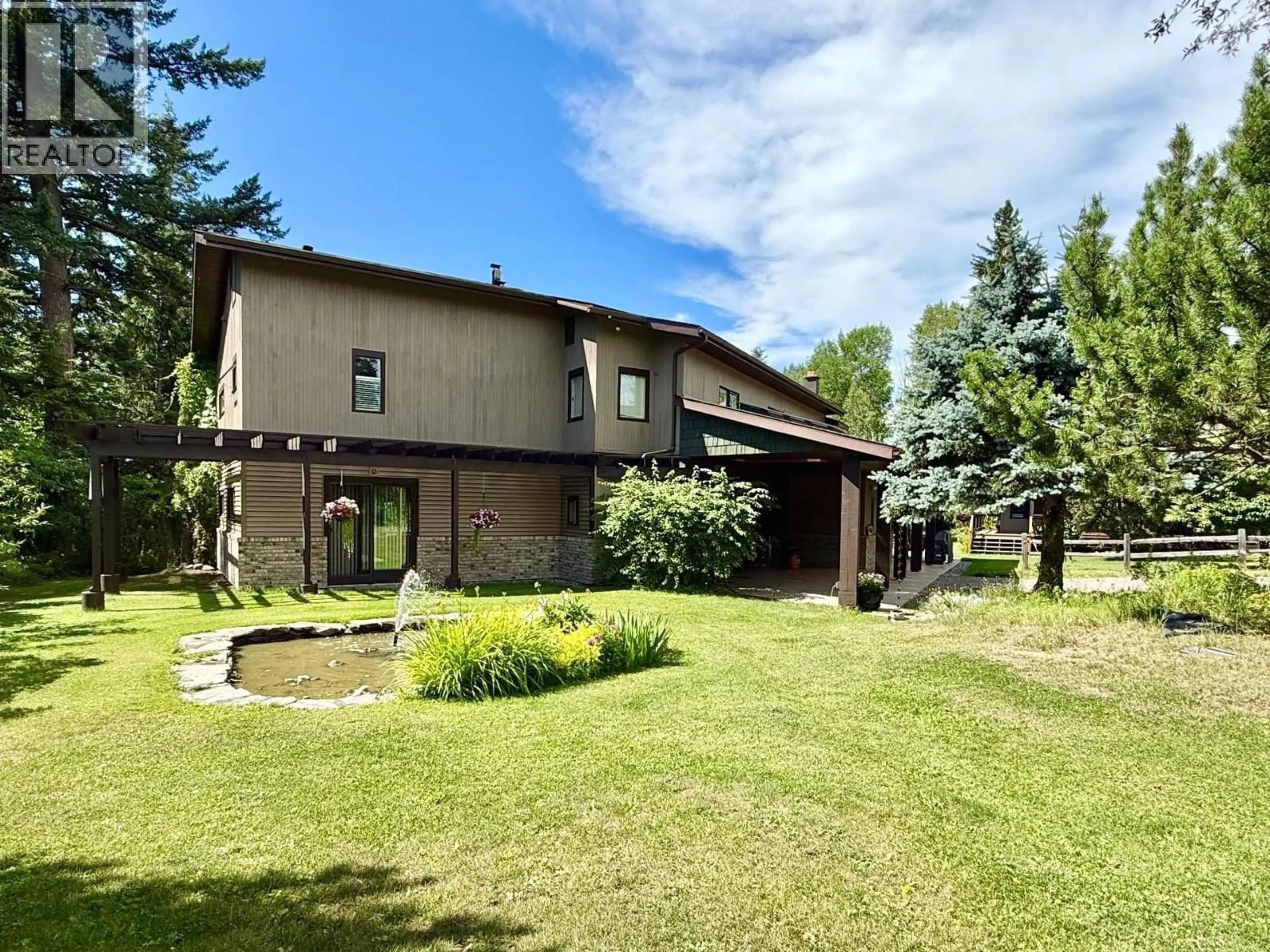 A pic from outside/outdoor area/front of a property/back of a property/a pic from drone, unknown for 1542 HOFERKAMP ROAD, Prince George British Columbia V2K5P6