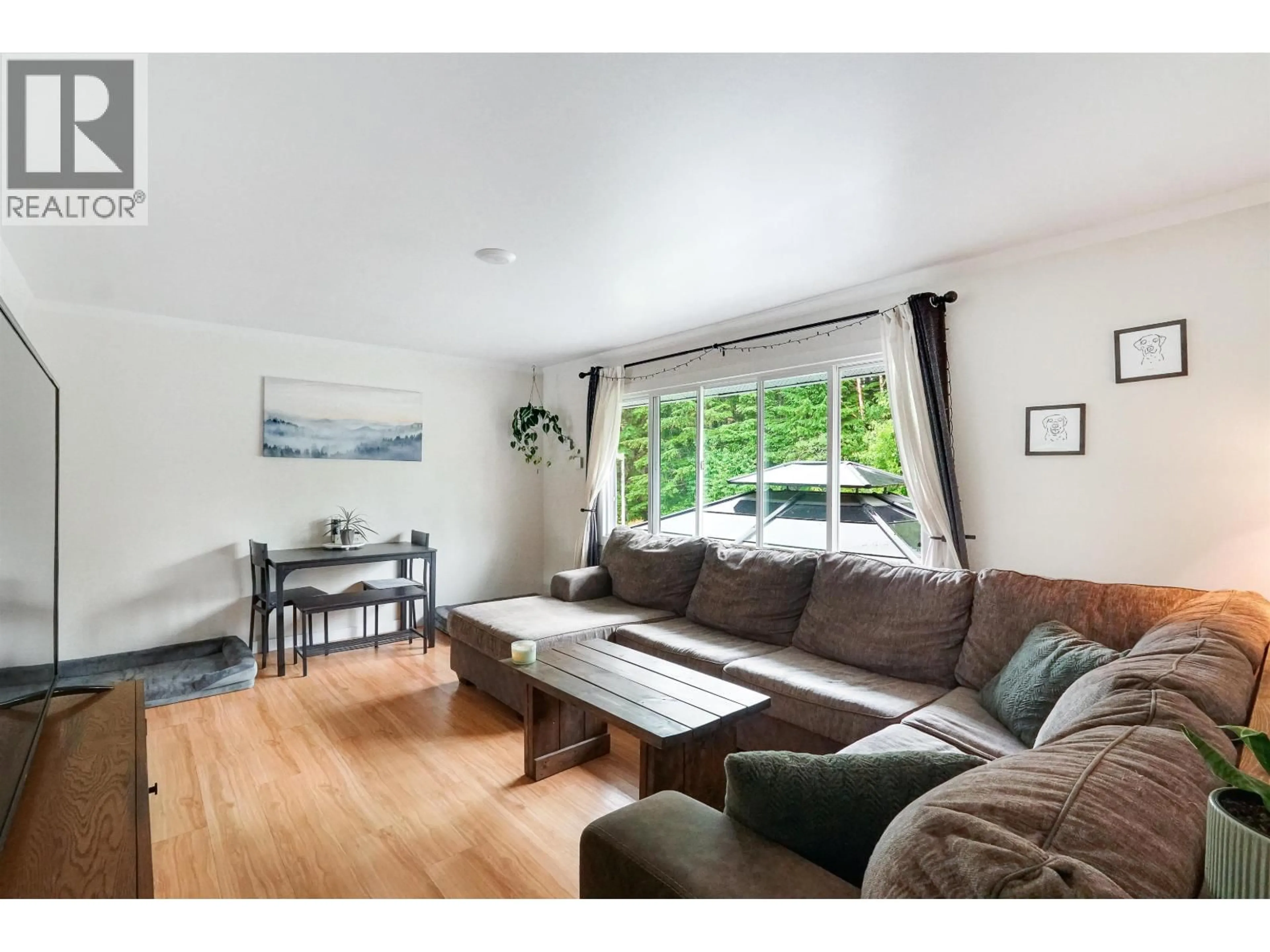 Living room with furniture, wood/laminate floor for 13 GROUSE STREET, Kitimat British Columbia V8C1P7