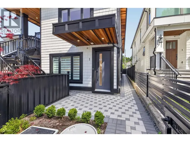 1 - 2035 51ST, Vancouver 4