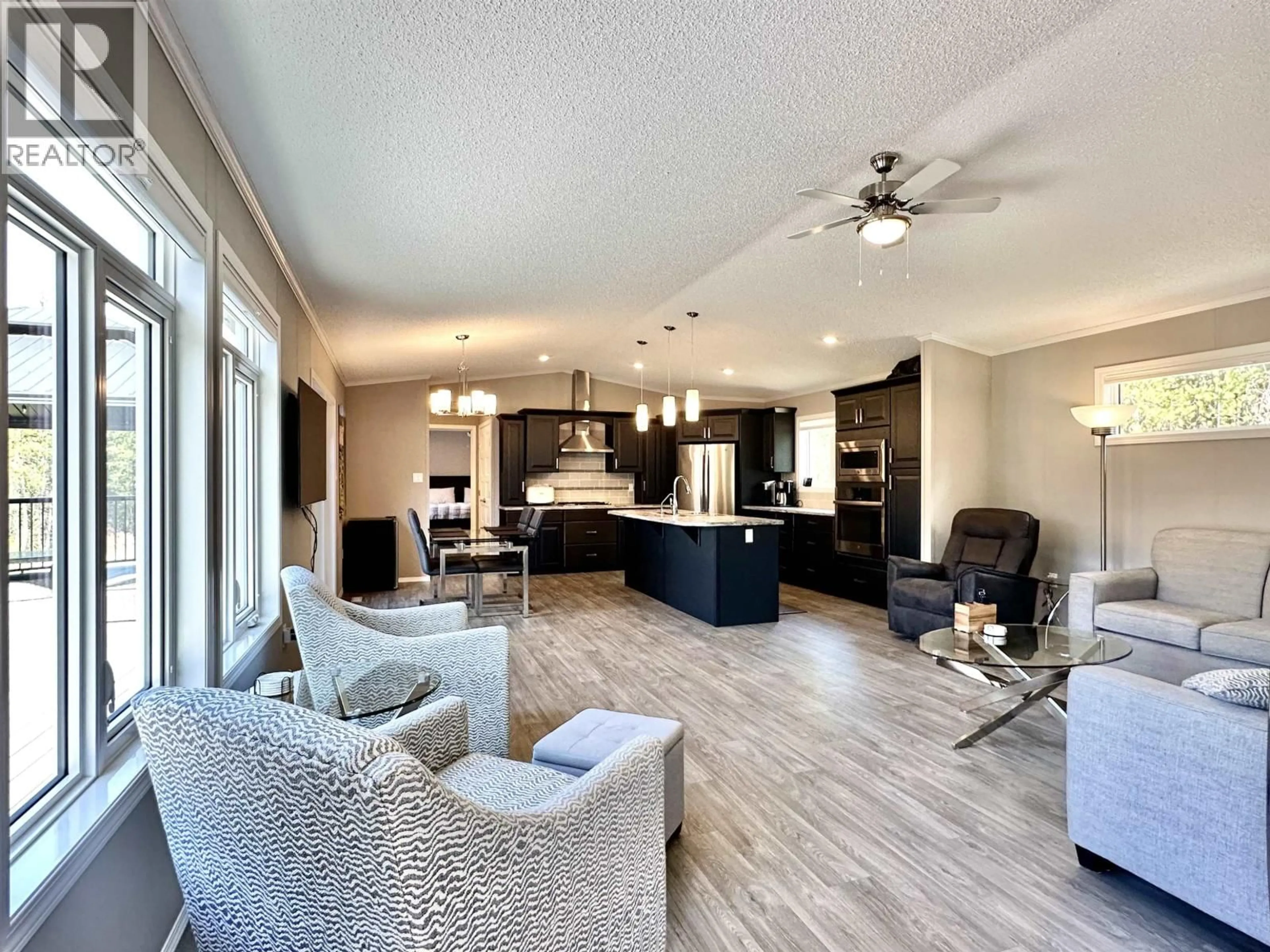 Open concept kitchen, unknown for 11975 BLACKMAN ROAD, Valemount British Columbia V0E2Z0