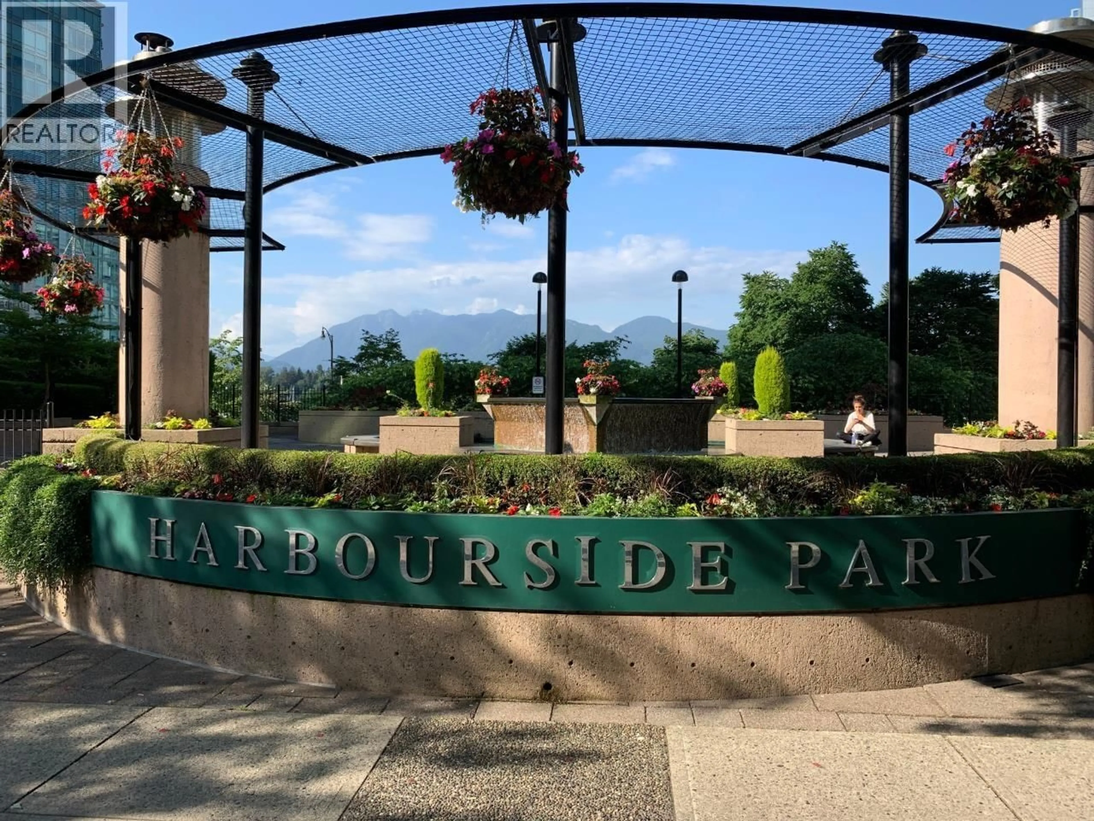 Patio, mountain view for 202 - 588 BROUGHTON STREET, Vancouver British Columbia V6G3E3