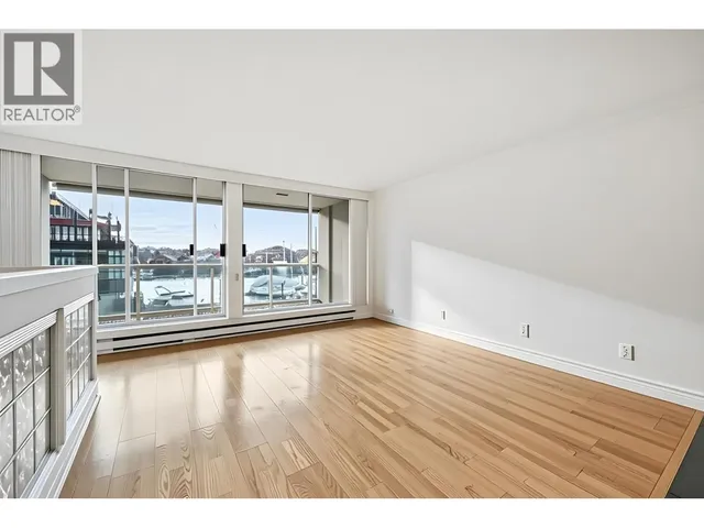 205 - 1600 HOWE STREET, Vancouver 2